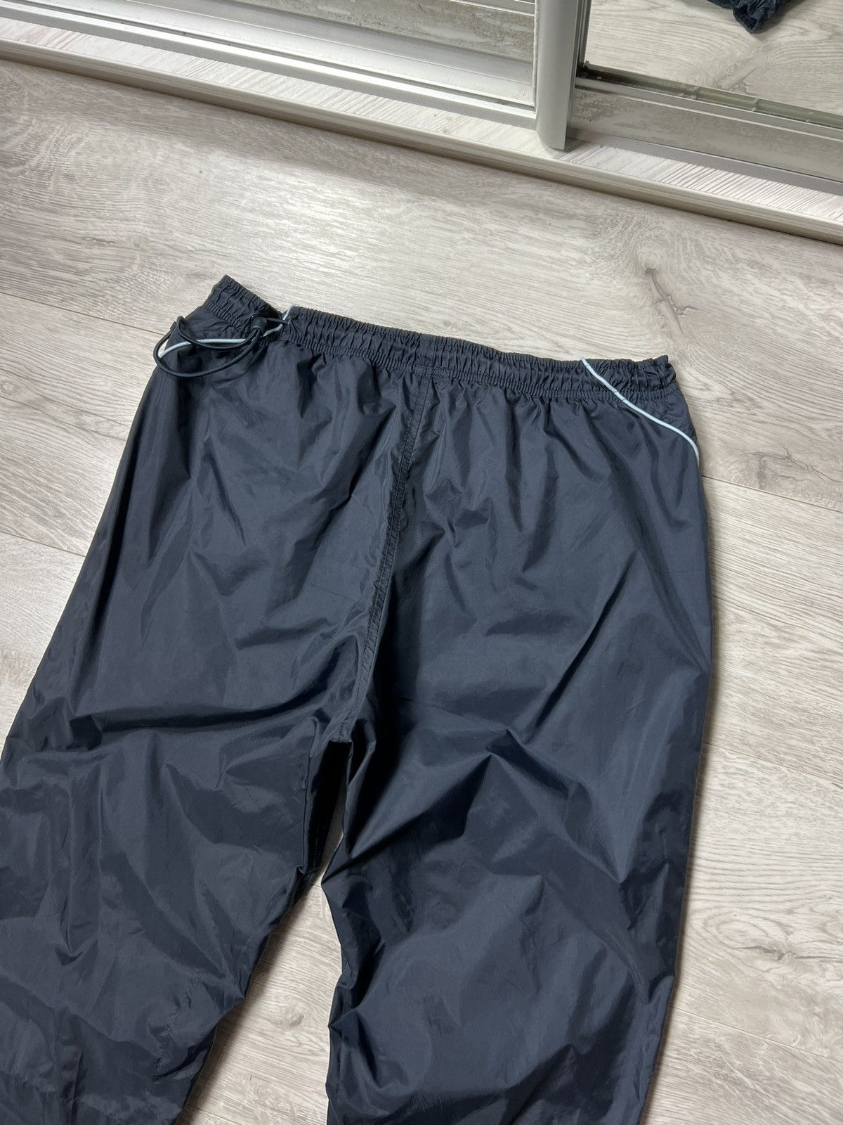 Nike Vintage Nike Swoosh White Track Pants (Sweatpants) Size US 32 / EU 48 - 17 Thumbnail