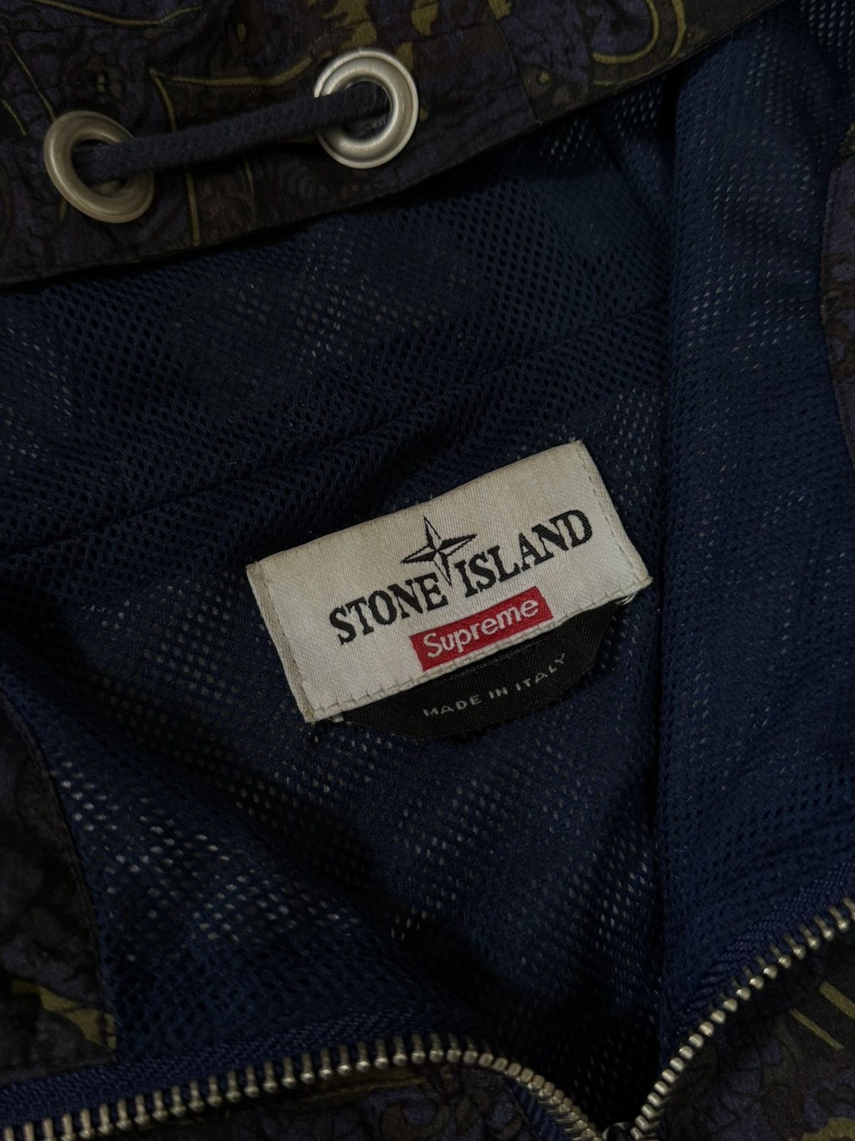 Stone Island × Supreme Stone Island x Supreme Anorak (Size S) Size US S / EU 44-46 / 1 - 4 Thumbnail