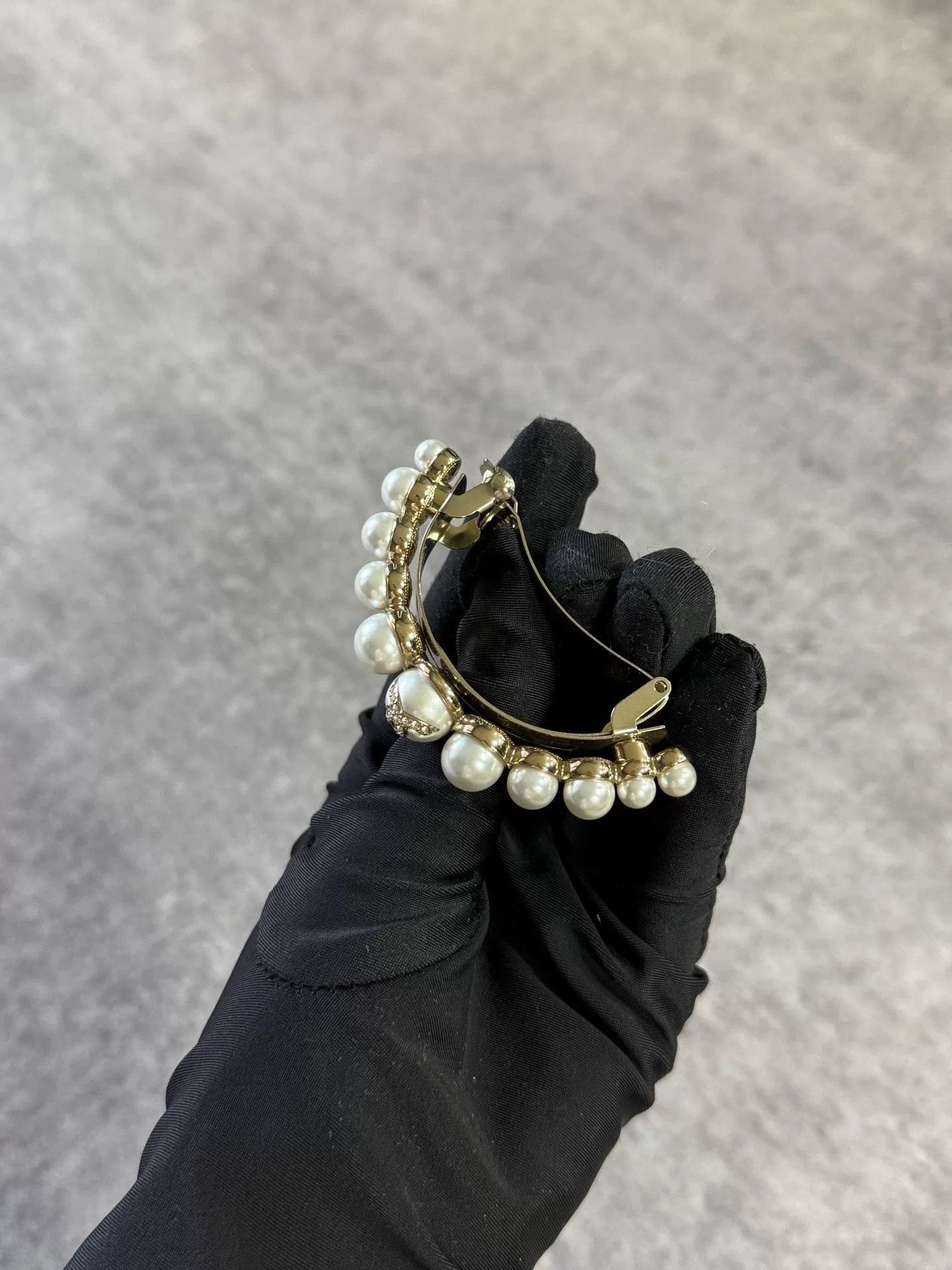 Chanel Chanel 22S Diamond CC Pearl Hair Clip Size US XXS / EU 40 - 2 Thumbnail