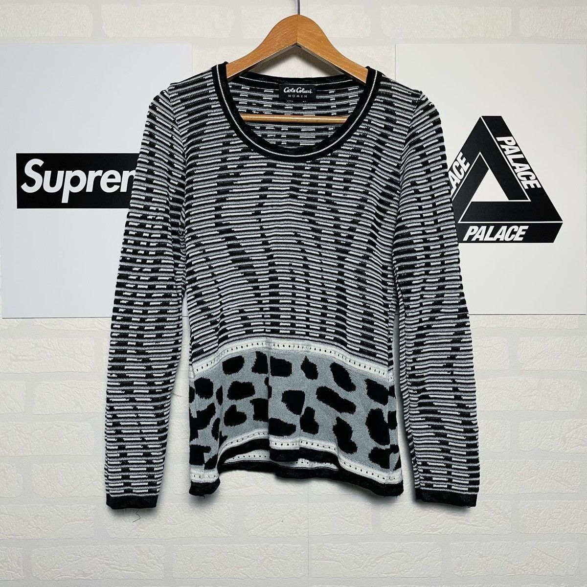Carlo Colucci × Coogi × Vintage Vintage sweater Carlo Colluci Zebra Black White y2k Size S / US 4 / IT 40 - 1 Thumbnail