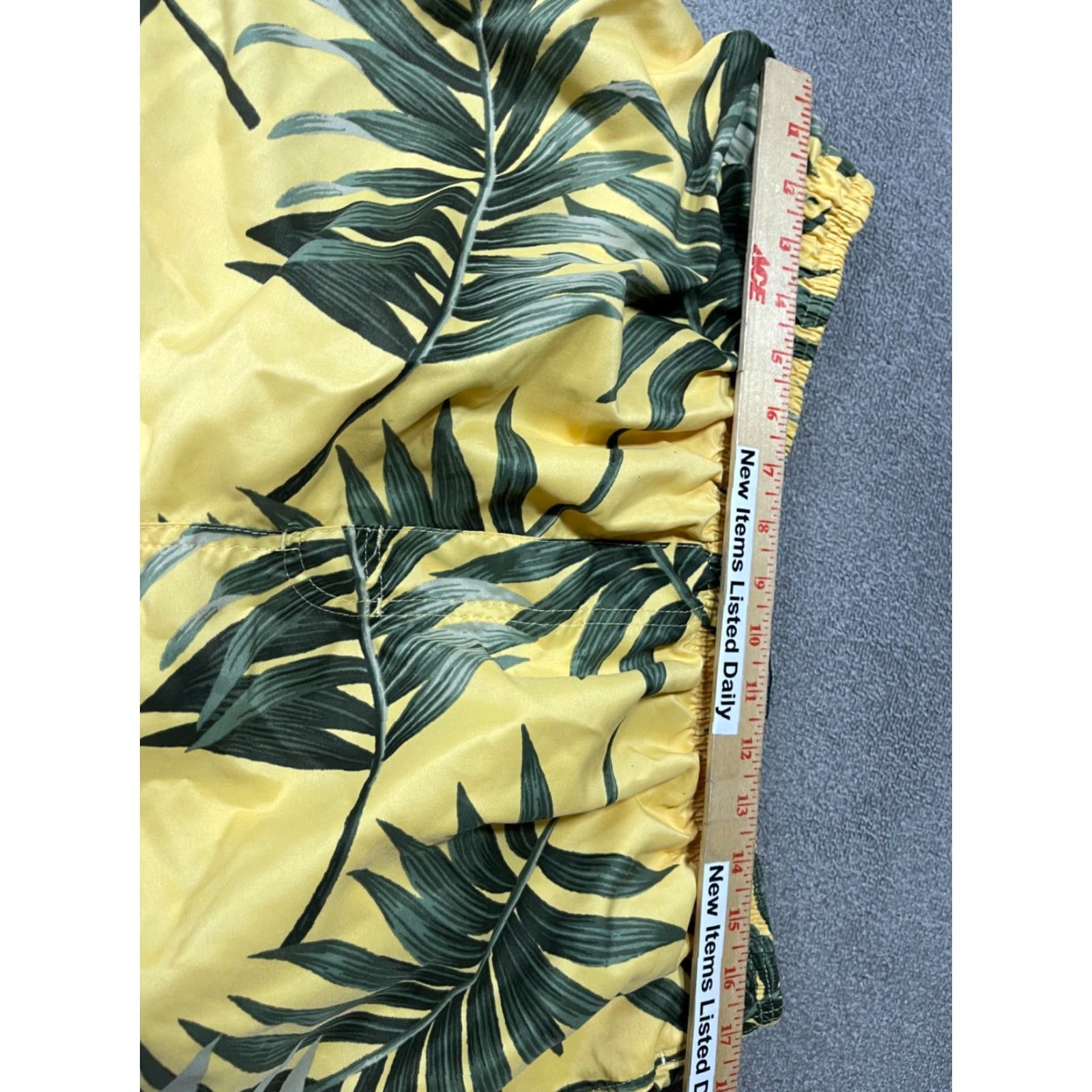 Vintage Puritain Swim Trunks Board Shorts Mens XL 40/42 Yellow Tropical Leaf Pattern Size US 36 / EU 52 - 3 Thumbnail