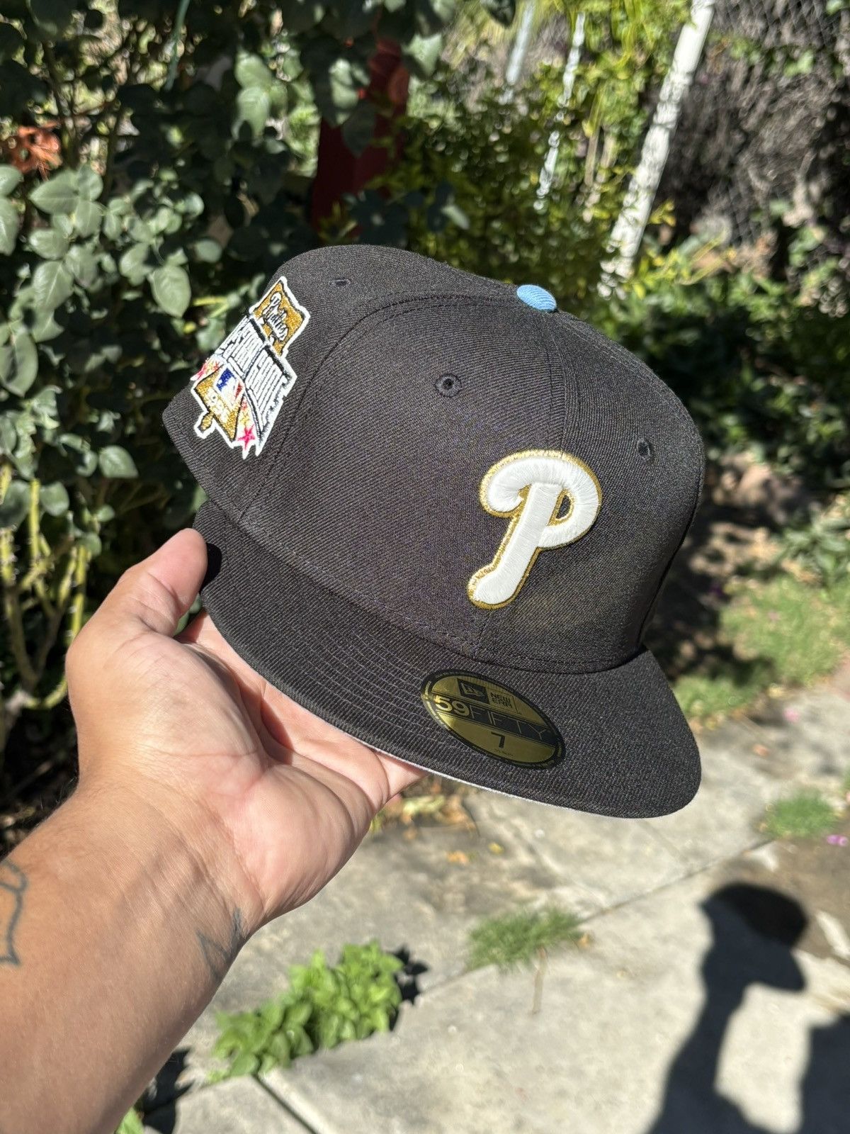 New Era Philadelphia phillies fitted hat sz 7 Size ONE SIZE - 1 Thumbnail