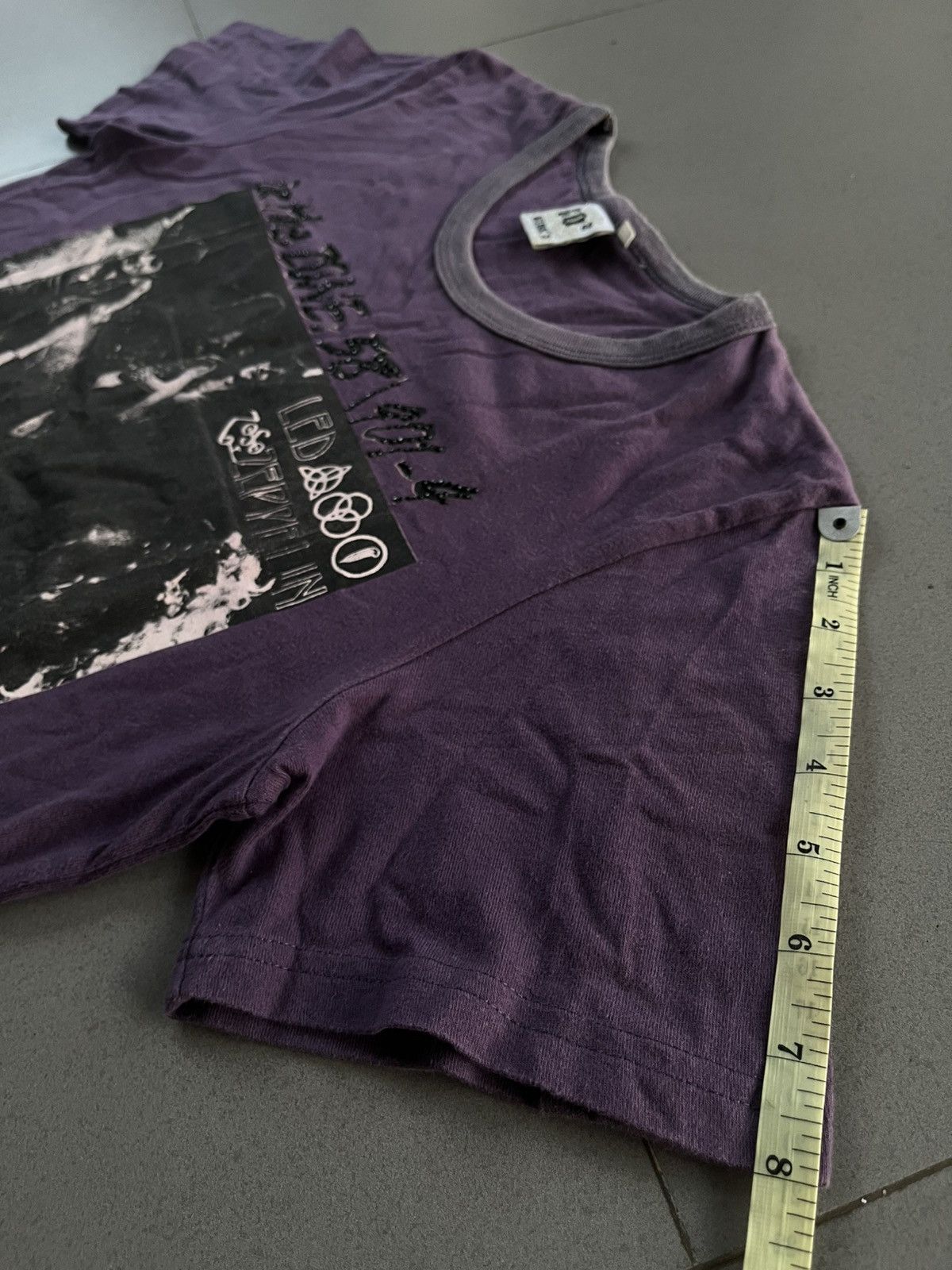 Band Tees VINTAGE LED ZEPPELIN POSTER BEADS T-SHIRT Size US S / EU 44-46 / 1 - 12 Thumbnail