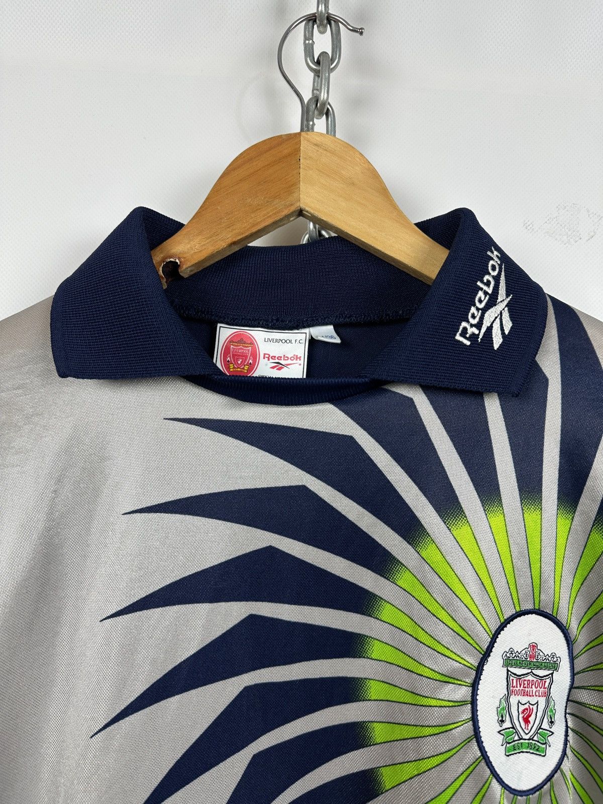 Reebok 1997/98 Vintage Reebok Liverpool Goalkeeper Soccer Jersey Size US S / EU 44-46 / 1 - 11 Thumbnail