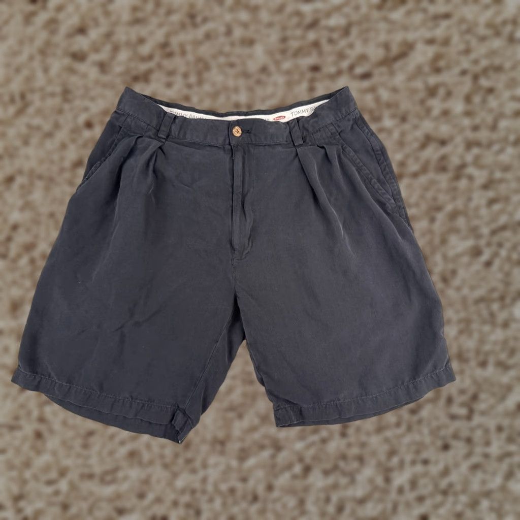 Tommy Bahama Tommy Bahama Shorts Men 33 Black Bermuda Pleated Silk Quick Dry Beach Vacation 9in Mens Size US 33 - 1 Thumbnail