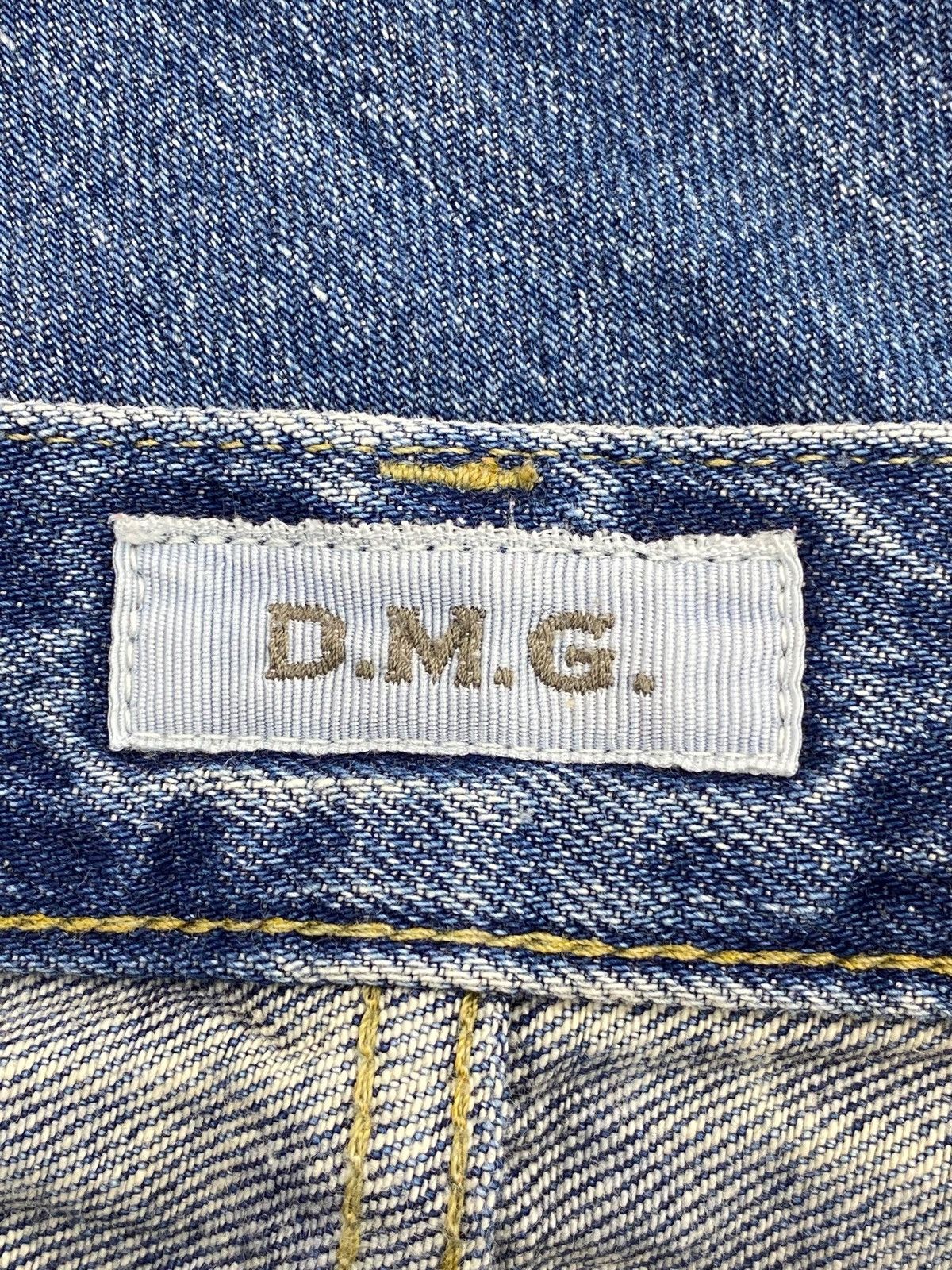Japanese Brand Japanese Brand 3 Quarter Faded Blue Wash Style Jeans Size US 30 / EU 46 - 14 Thumbnail