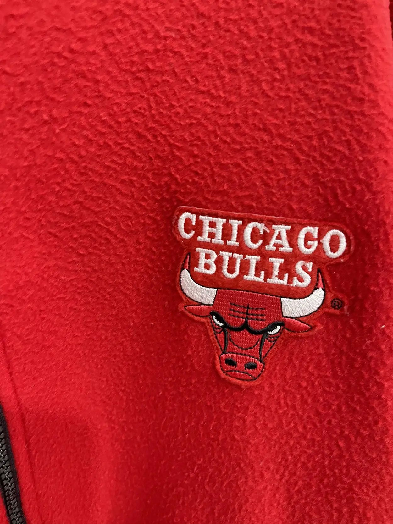 NBA Nba chicago bulls vintage reversible fleece jacket xl Size US XL / EU 56 / 4 - 7 Thumbnail