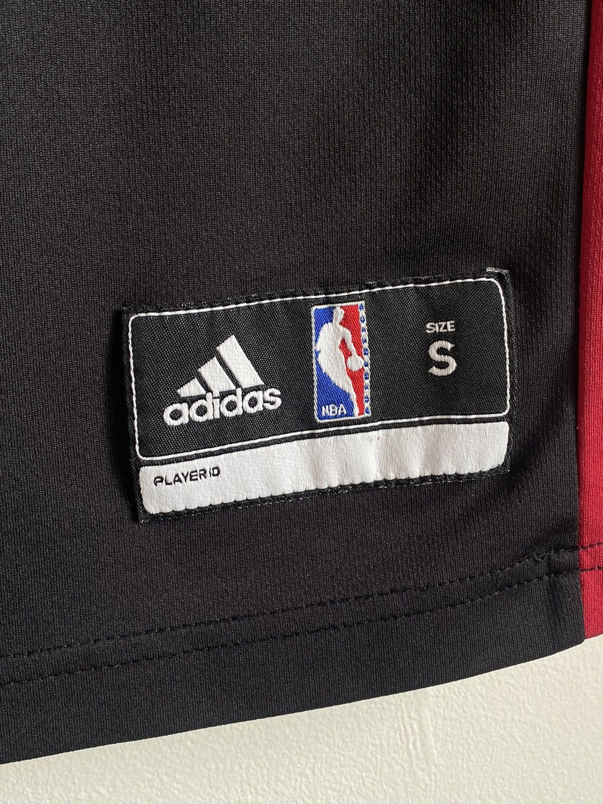 NBA LeBron James Miami Heat Adidas NBA Jersey Size US S / EU 44-46 / 1 - 11 Thumbnail