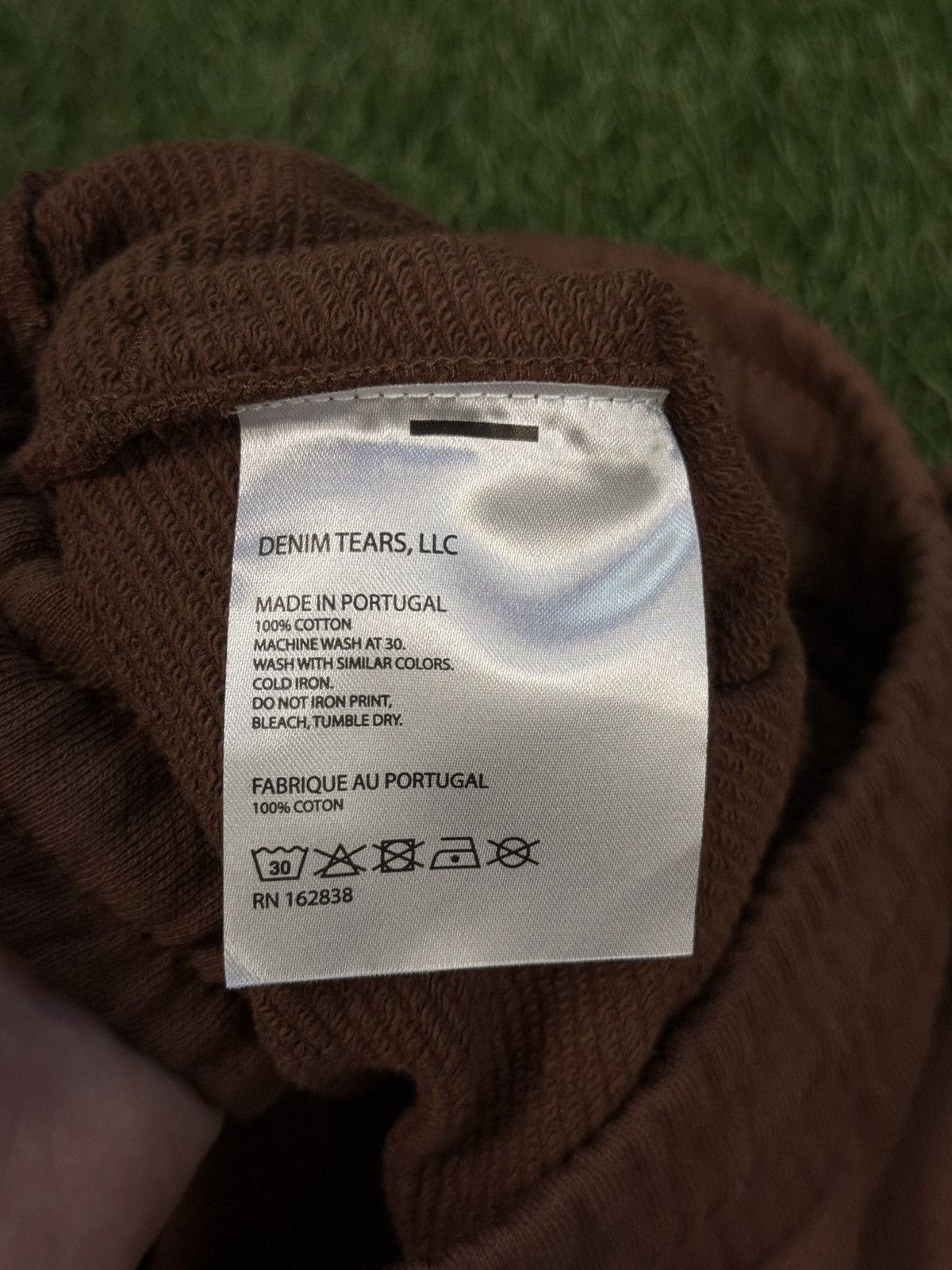 DENIM TEARS Denim Tears Cotton Wreath Sweatpants Size XL (NEW) Size US 34 / EU 50 - 6 Thumbnail