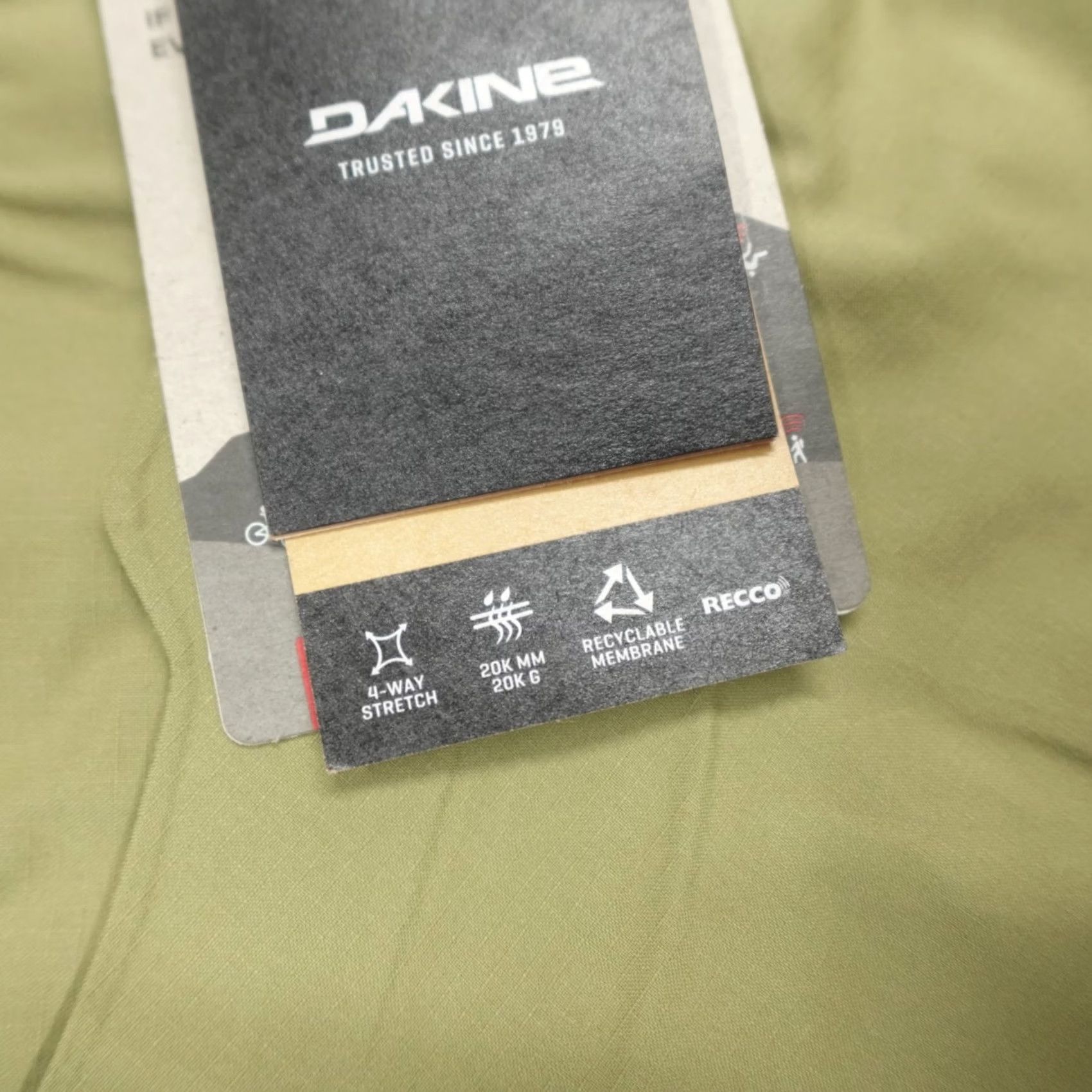 Dakine DAKINE Jacket Men's Size S Earth Green 3L Recco 20k Stretch Waterproof Windproof Hooded Zip Pockets Ski Shell Outdoor Casual Size US S / EU 44-46 / 1 - 3 Thumbnail