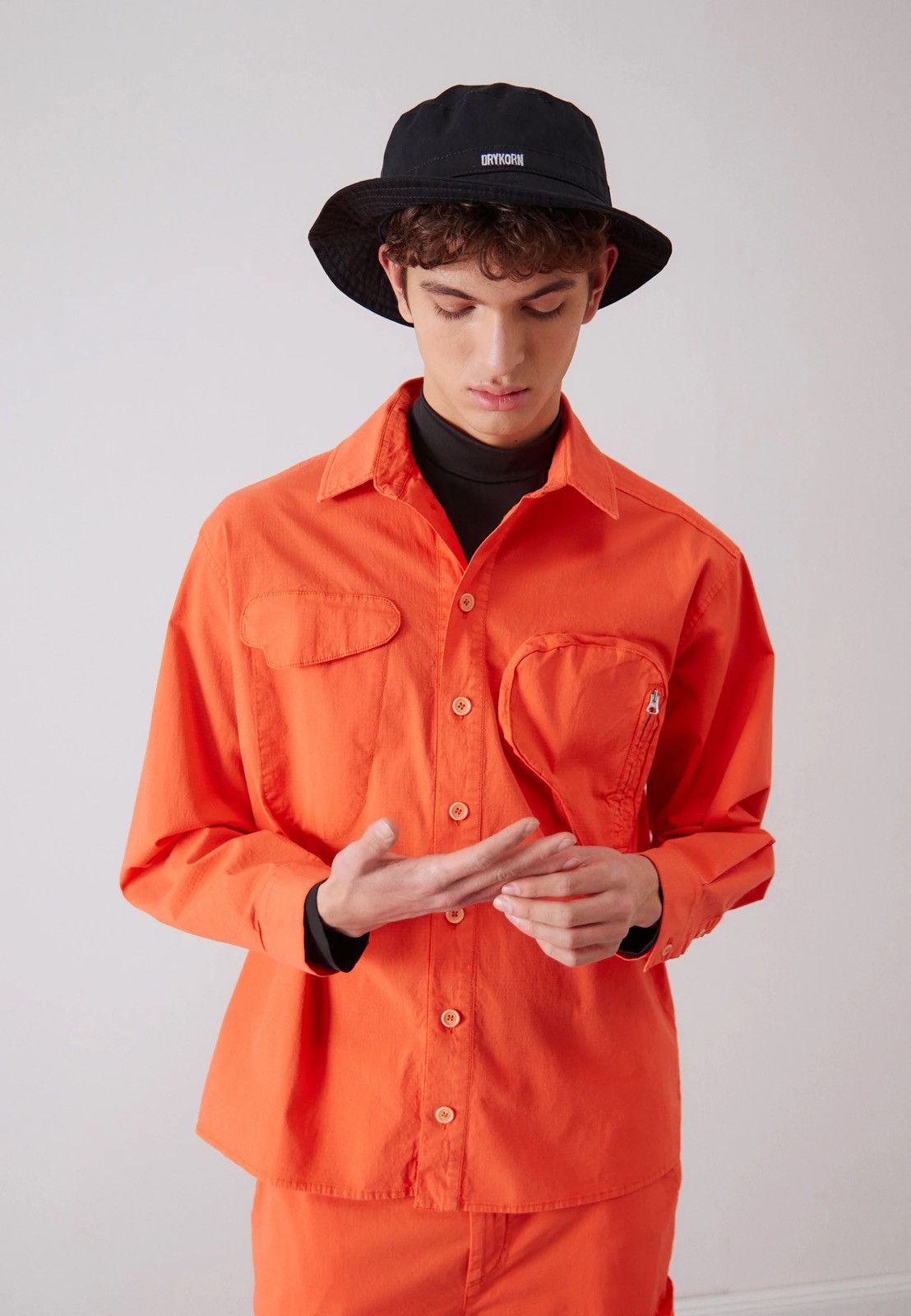 Henrik Vibskov !DS! SS23 Henrik Vibskov Flame Orange Cargo Shirt Size US XL / EU 56 / 4 - 4 Thumbnail