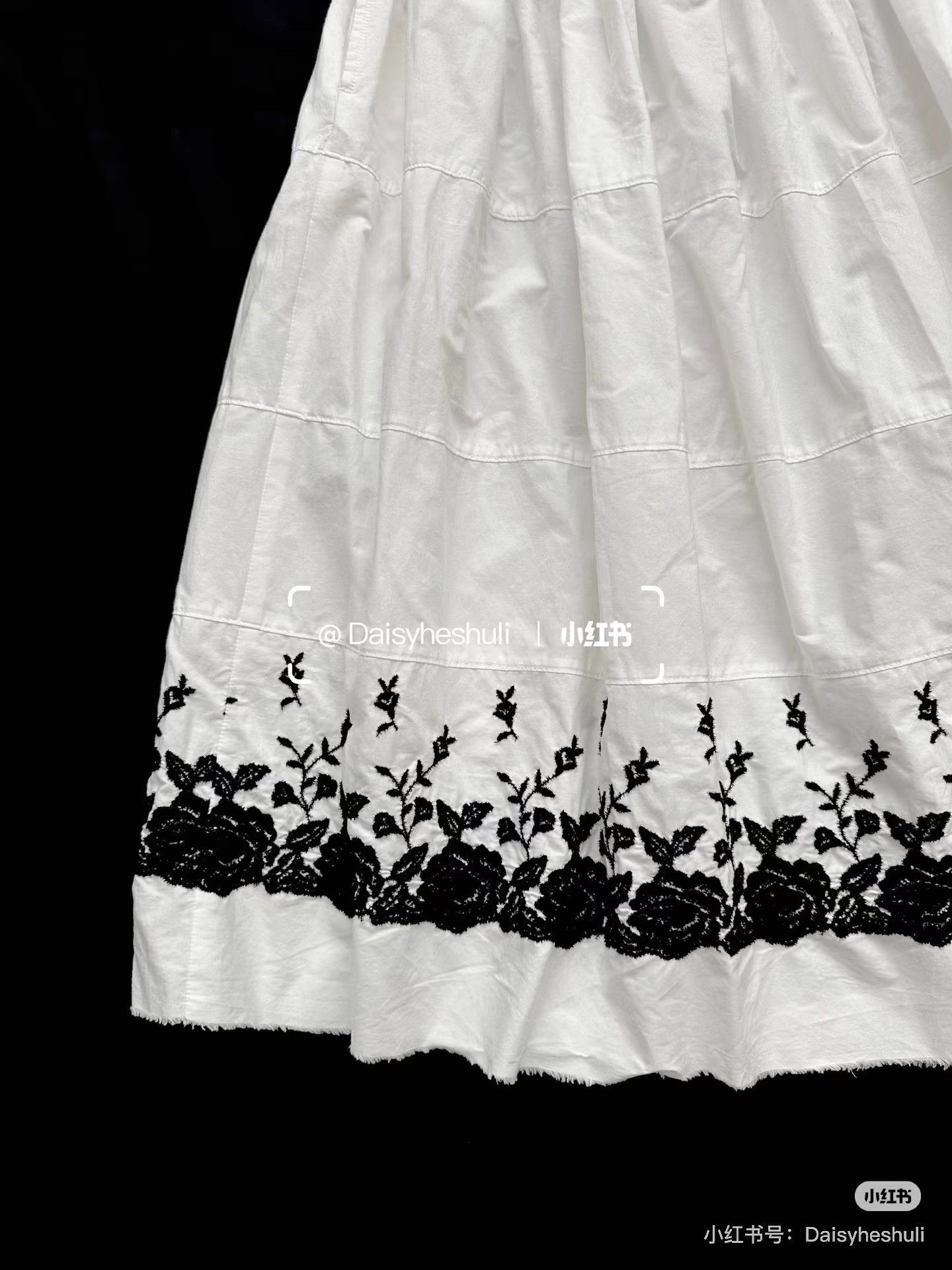 Comme des Garcons Comme des Garçons Tricot Rose Embroidered Short-Sleeve。Ｑ24 Size M / US 6-8 / IT 42-44 - 6 Thumbnail