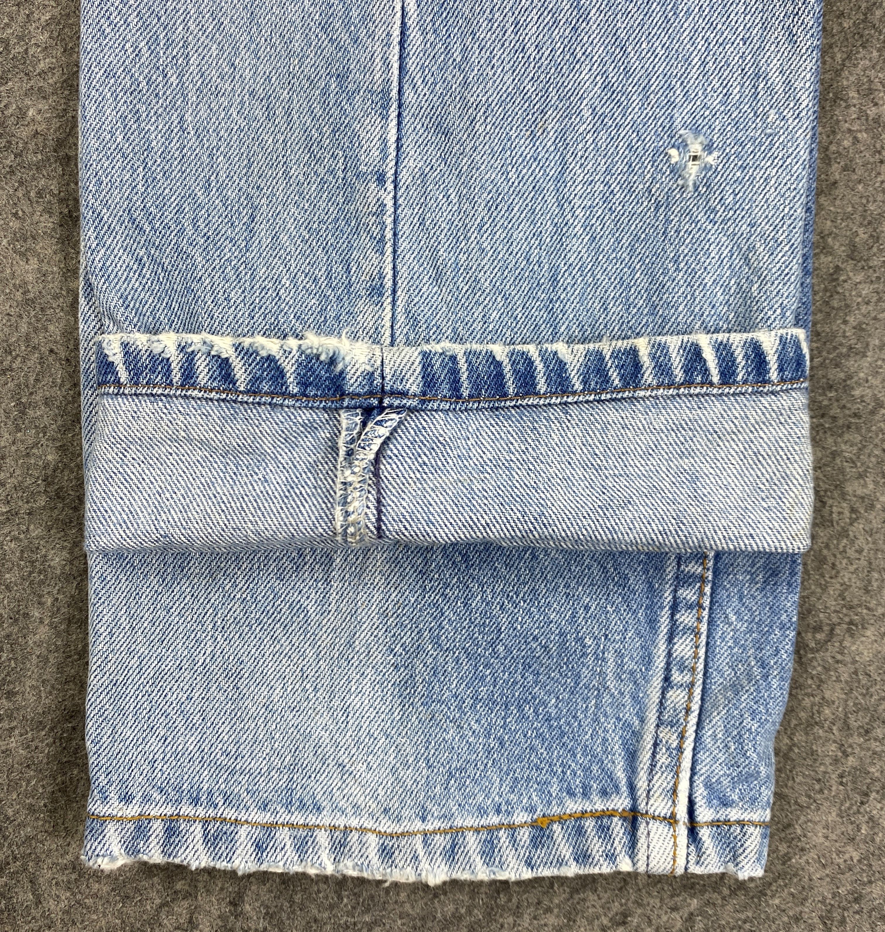 Levi's Light Blue Wash Vintage Levis 501 Jeans 26x26.5 - JN3086 Size US 26 / EU 42 - 11 Thumbnail