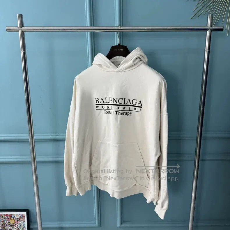 Balenciaga Balenciaga Beige Underline Logo Hoodie Size US M / EU 48-50 / 2 - 1 Thumbnail