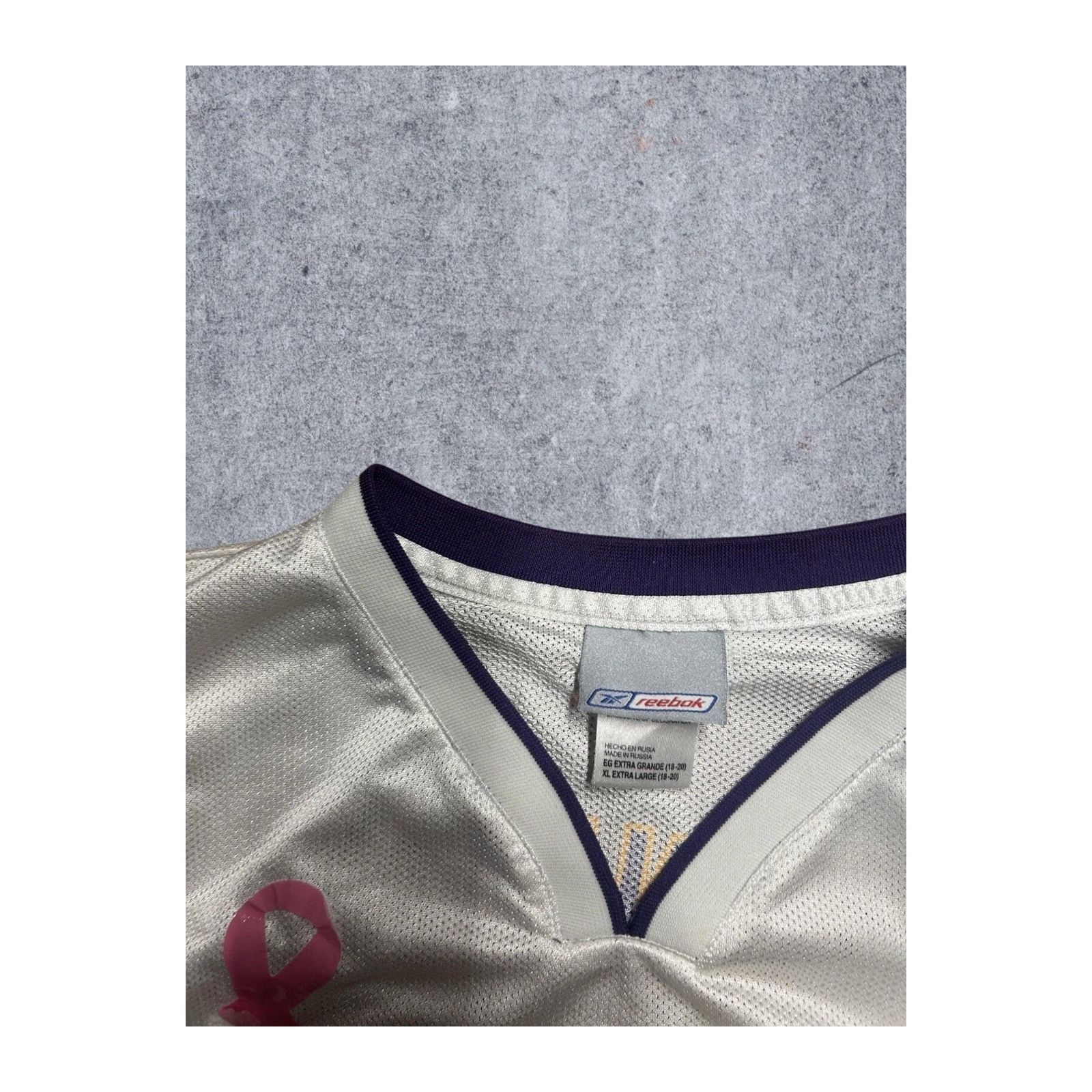 Reebok Vintage Reebok Shaq Lakers Breast Cancer Jersey White 1Authe Size US XL / EU 56 / 4 - 3 Thumbnail