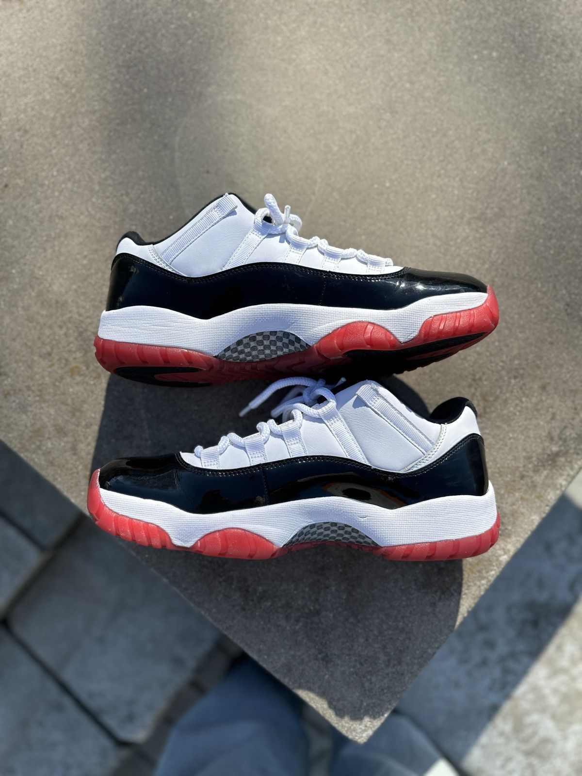Nike Jordan 11 Retro Low Concord Bred Size US 9.5 / EU 42-43 - 4 Thumbnail