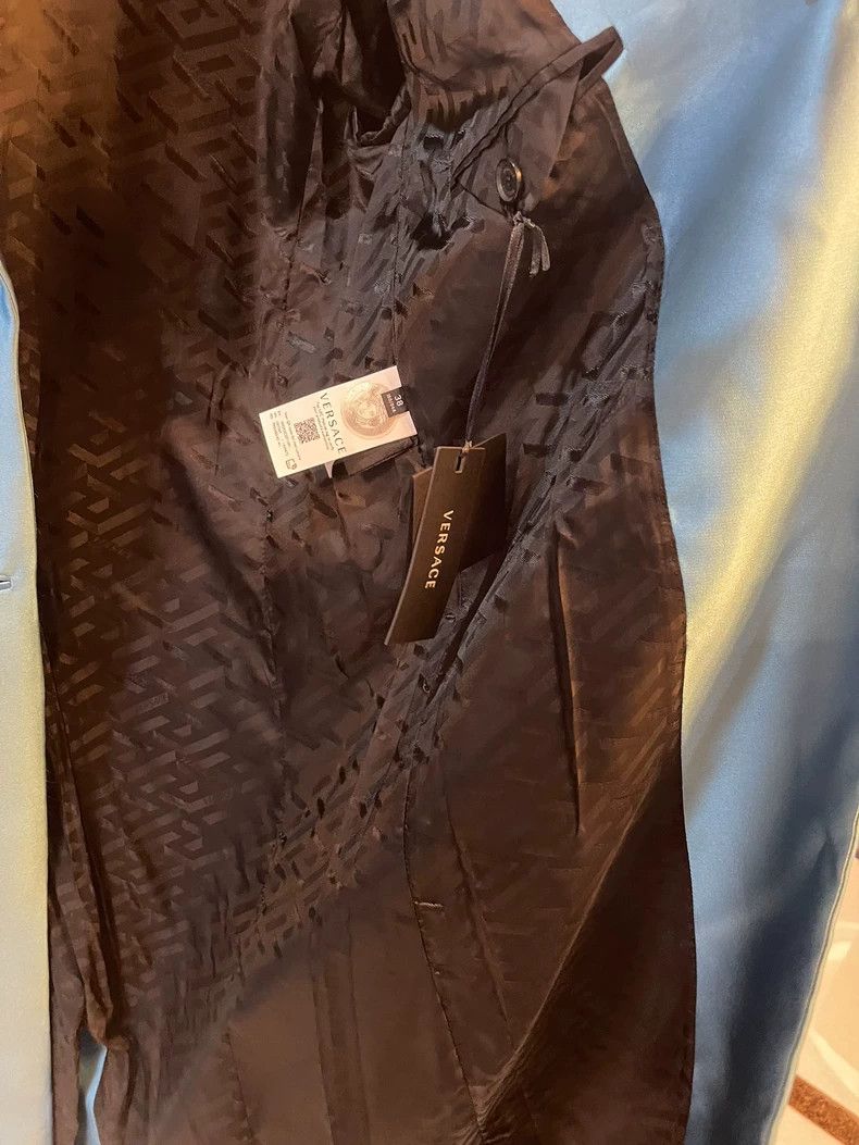 Versace Versace Dopamine color scheme, large and wide shoulder des Size M / US 6-8 / IT 42-44 - 6 Thumbnail