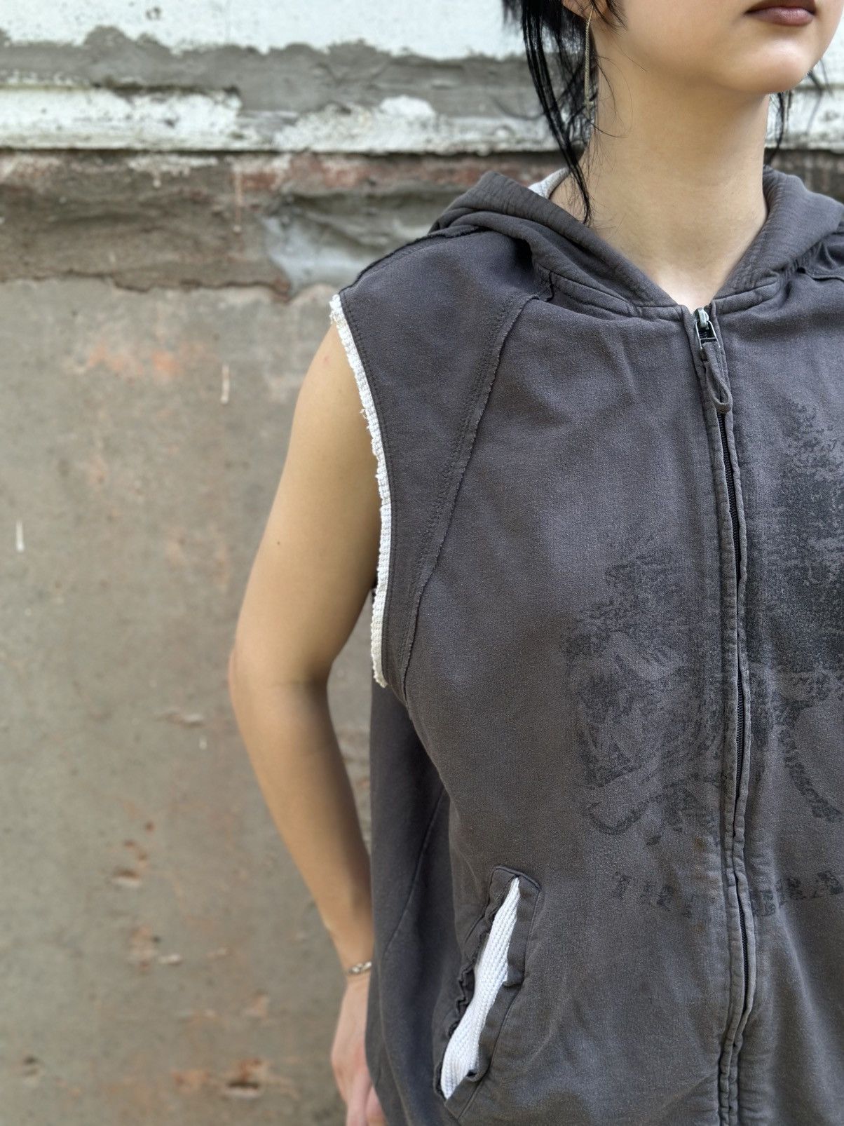 If Six Was Nine VTG Japanese Style Zip Tank Top With Hood Size M Distressed Size US M / EU 48-50 / 2 - 5 Thumbnail