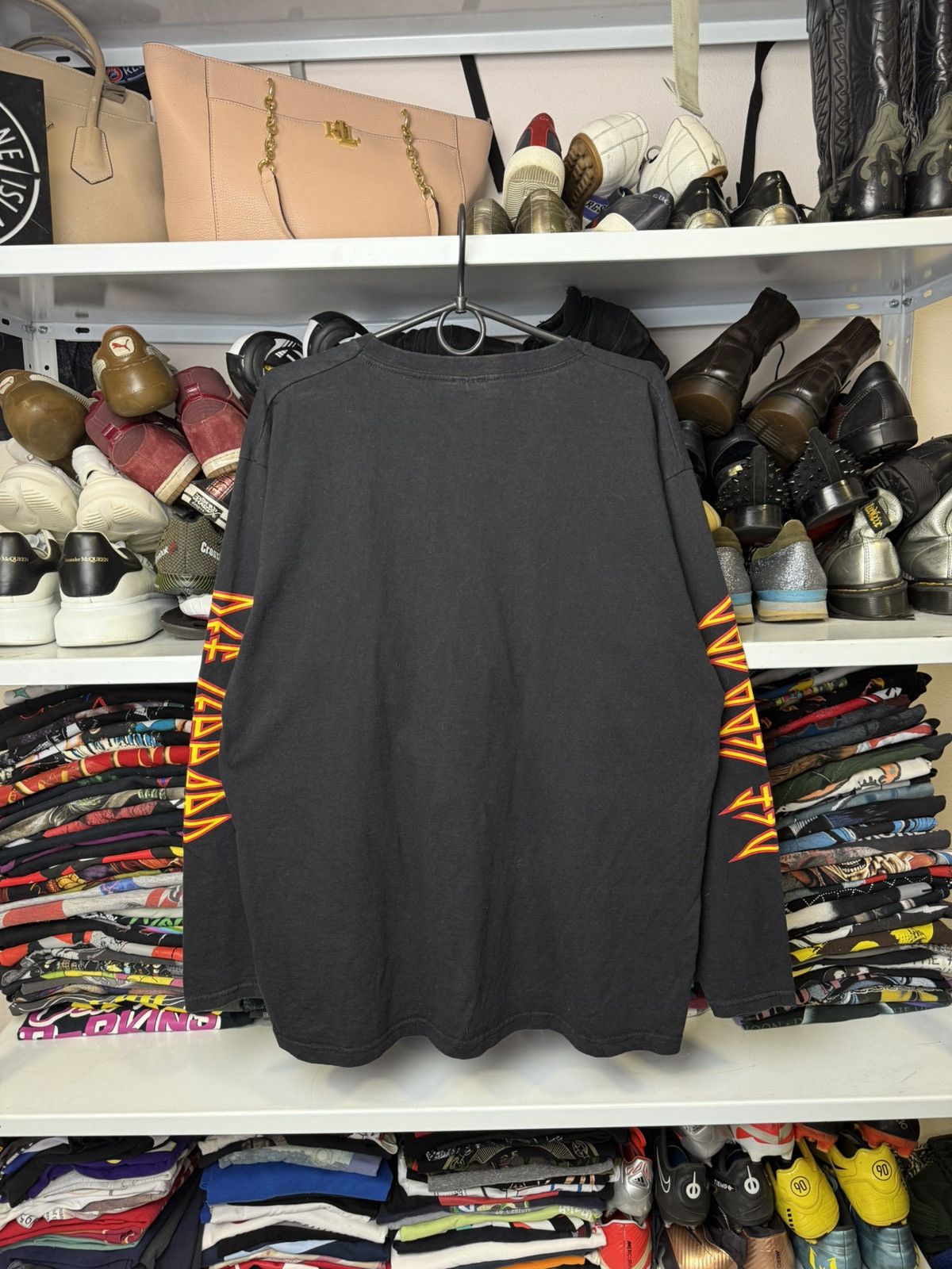 Vintage Vintage Def Leppard Long Sleeve Shirt Size US L / EU 52-54 / 3 - 4 Thumbnail