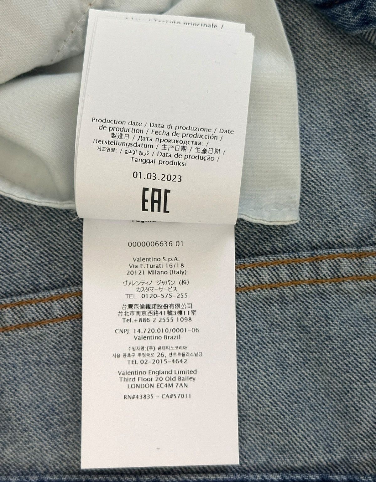 Valentino Valentino Garavani Jeans Size US 33 - 6 Thumbnail
