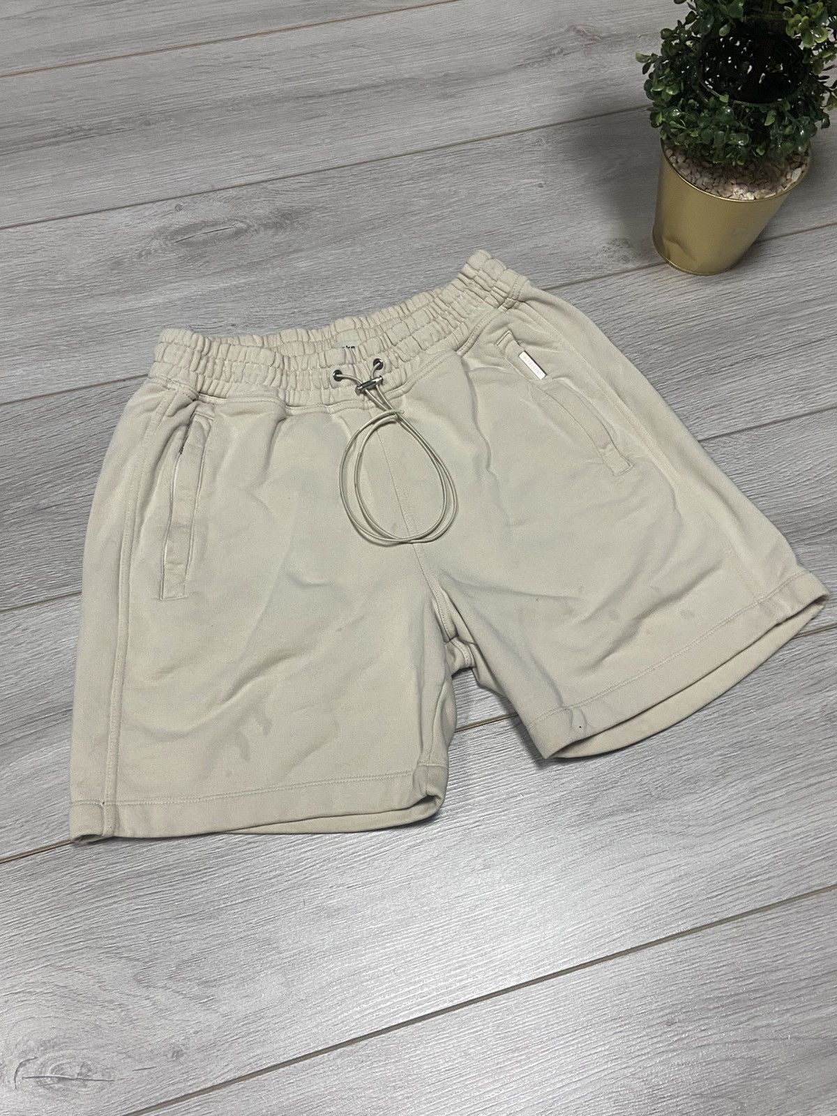 Represent Clo. Represent blanks thick cotton sweat shorts Size US 30 / EU 46 - 2 Thumbnail