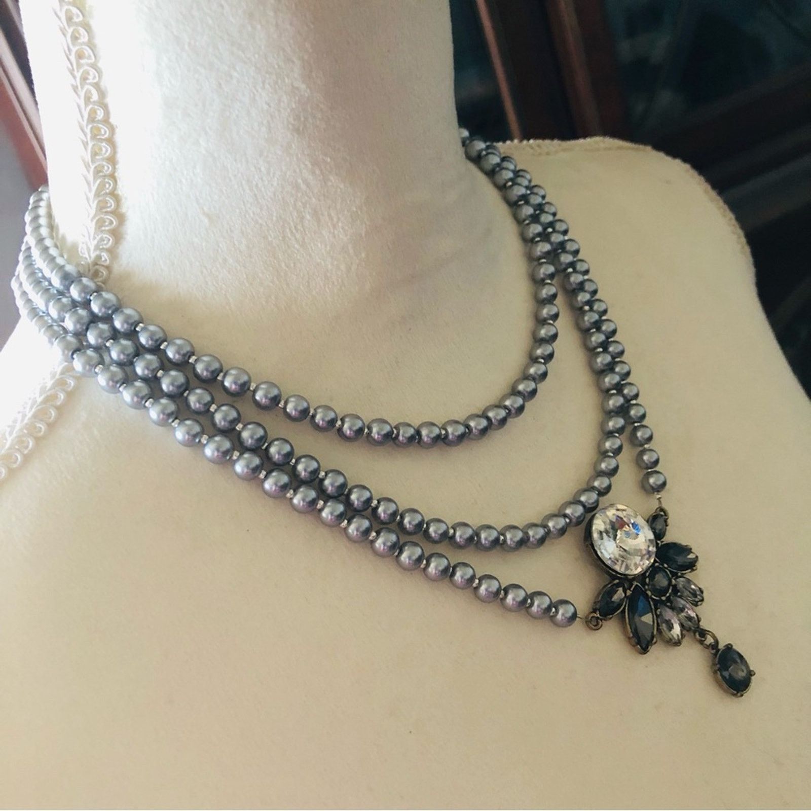 Handmade Handcrafted repurpose silver stone pendant Pearl necklace Size ONE SIZE - 3 Thumbnail