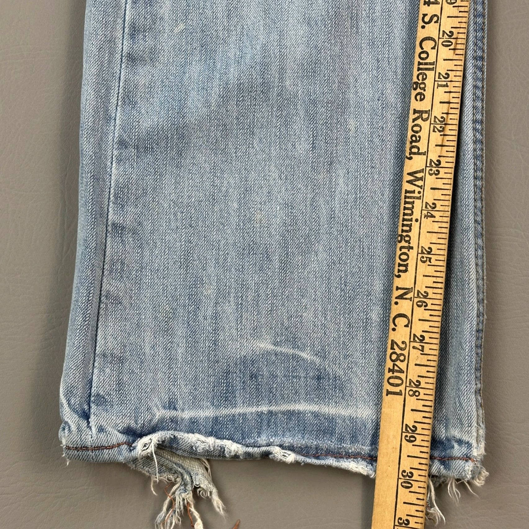 American Eagle Outfitters VINTAGE American Eagle Jeans Mens 34x30 Light Wash Relaxed Bootcut Distress Y2K Jeans Size US 34 / EU 50 - 6 Thumbnail
