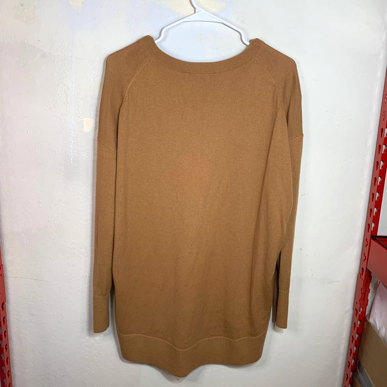Loft LOFT Women's Long Sleeve V Neck Sweater Size S Size S / US 4 / IT 40 - 2 Thumbnail