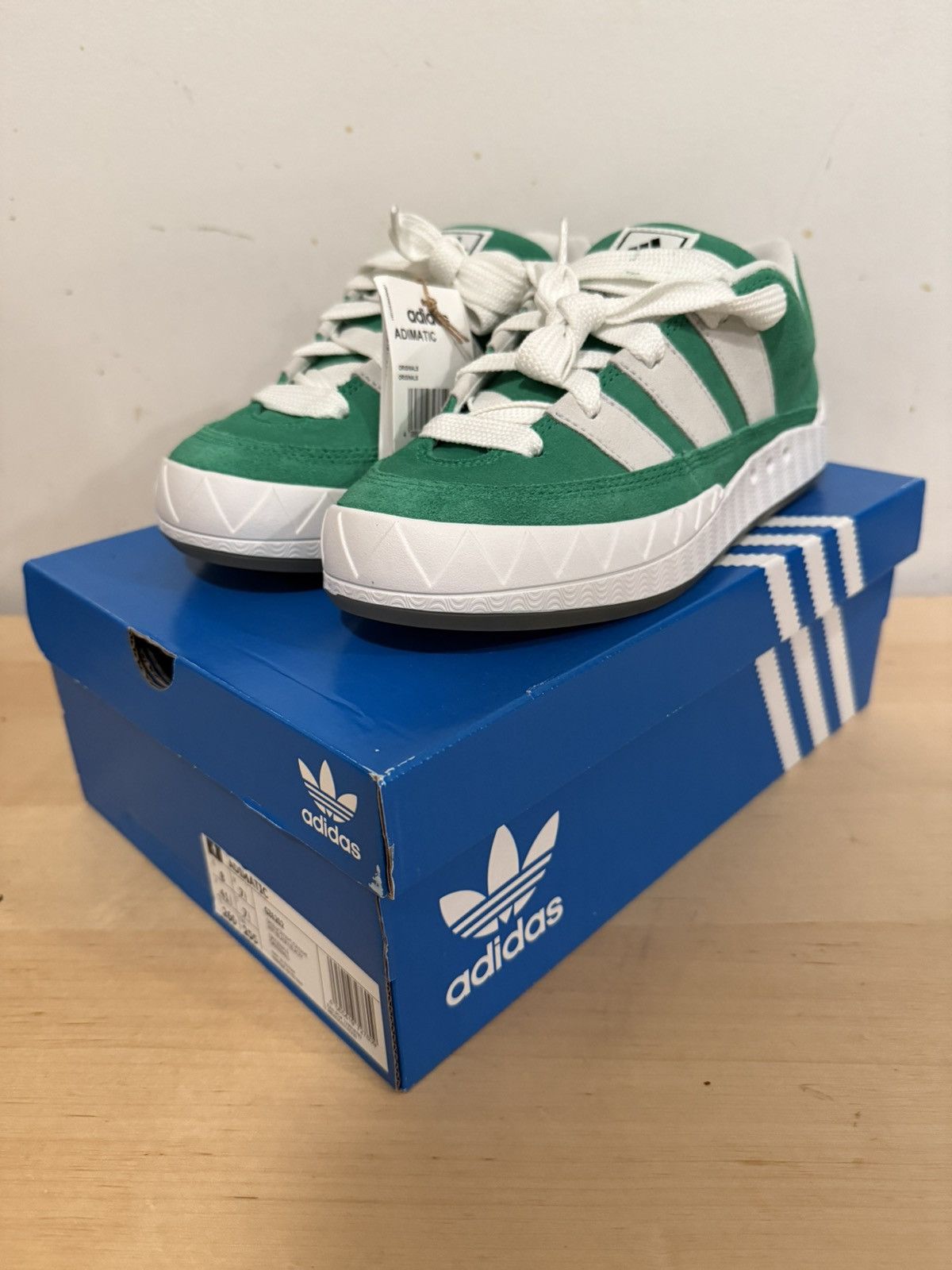 Adidas Adidas Adimatic size 8 US Size US 8 / EU 41 - 2 Thumbnail