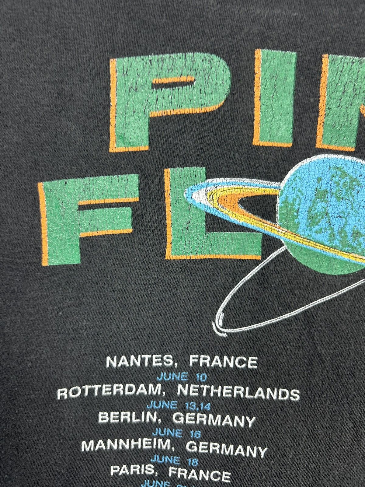 Band Tees × Vintage Vintage 1987 Pink Floyd A Momentary Lapse Of Reason Tour Tee Size US M / EU 48-50 / 2 - 23 Thumbnail