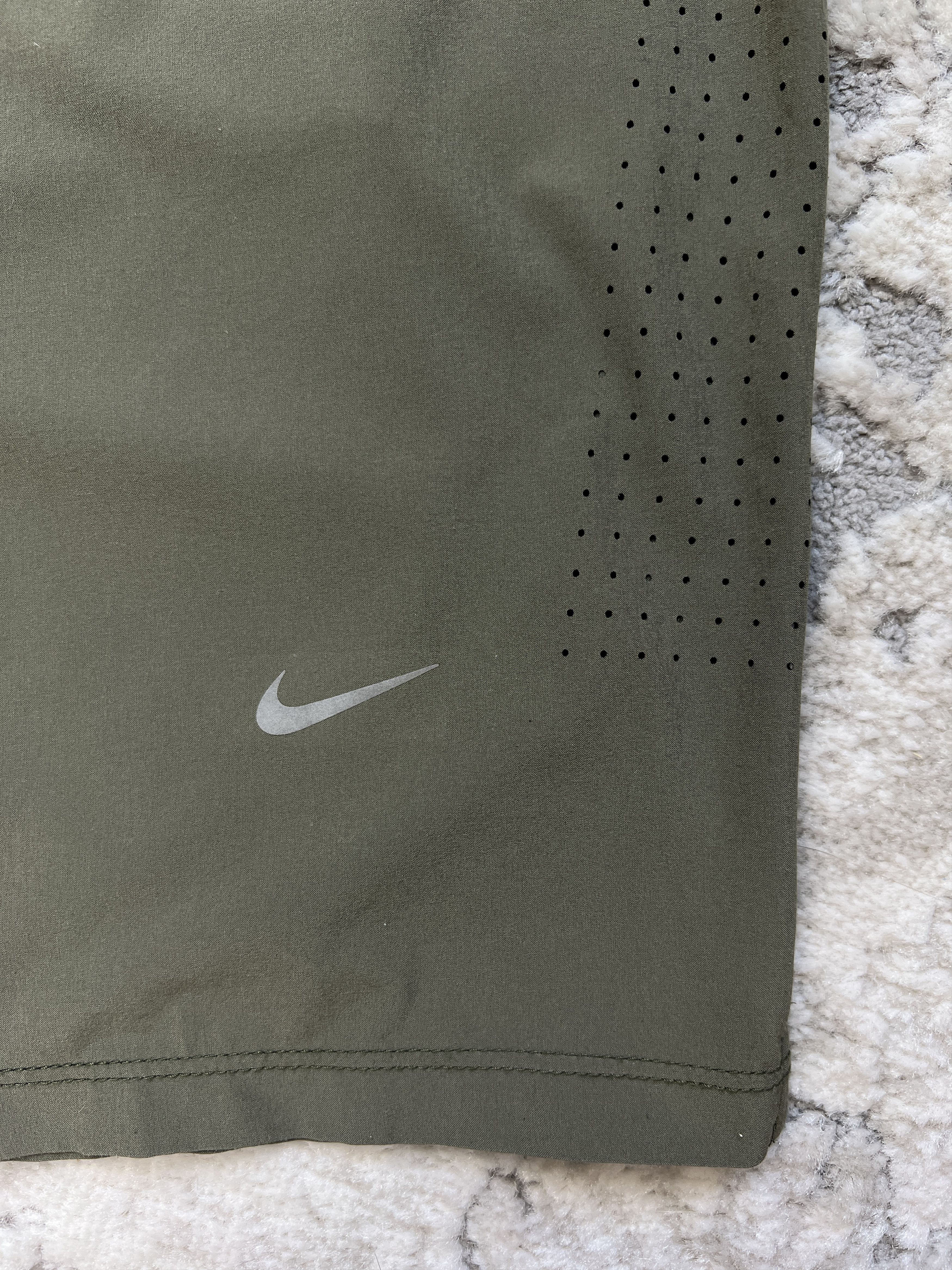 Nike Nike Dri-FIT 2-in-1 Running Training Shorts Sequoia Volt Size US 32 / EU 48 - 4 Thumbnail