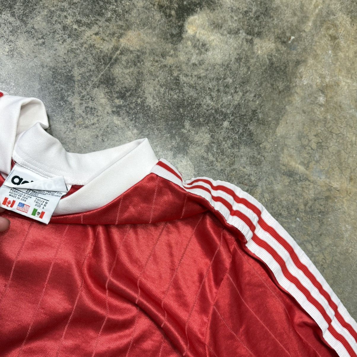 Adidas vintage adidas soccer striped travis barker look jersey Size US L / EU 52-54 / 3 - 6 Thumbnail