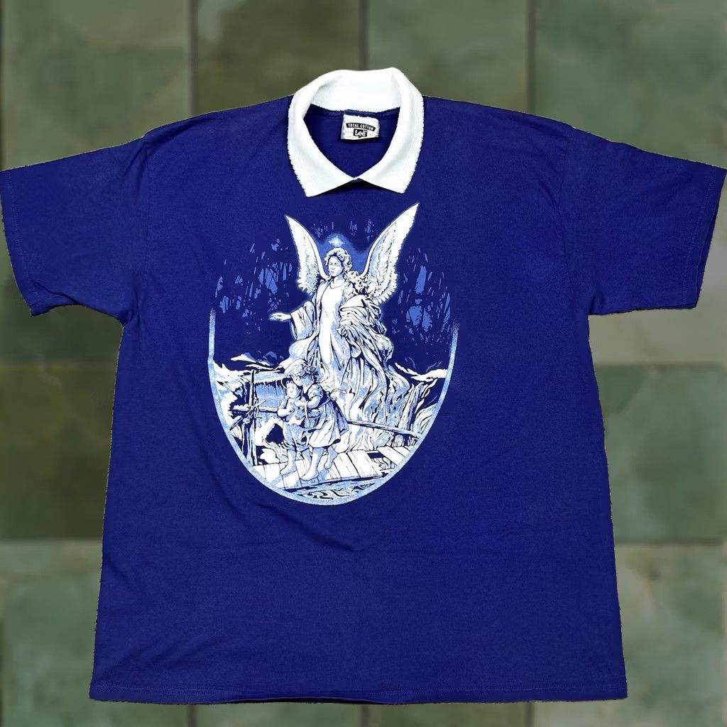 Lee VINTAGE Lee Women Collared T-Shirt XL Blue 90s Angel Puff Print Graphic Made USA Shirt Women XL Blue Puff Print Angel 90s Vintage Graphic Size XL / US 12-14 / IT 48-50 - 1 Thumbnail