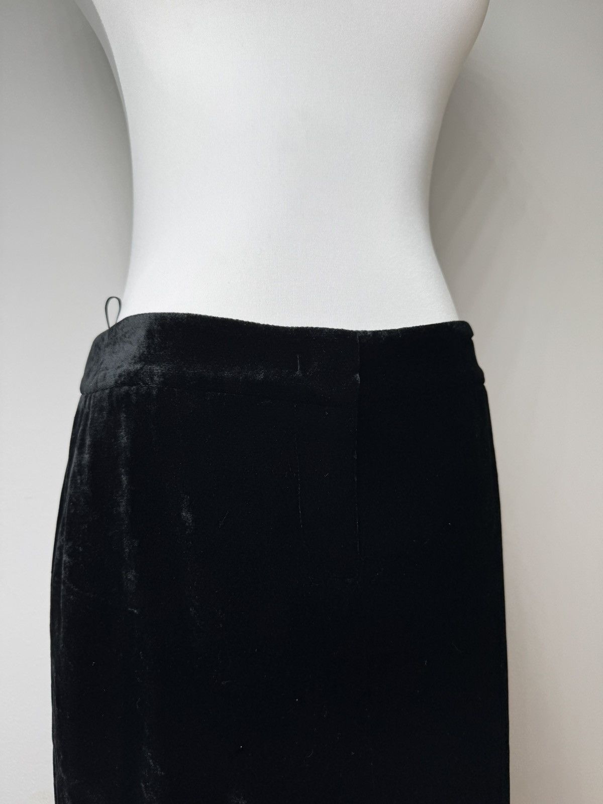 Emilio Pucci Vintage Pucci Velvet Skirt Black IT40 Size 27" / US 4 / IT 40 - 10 Thumbnail