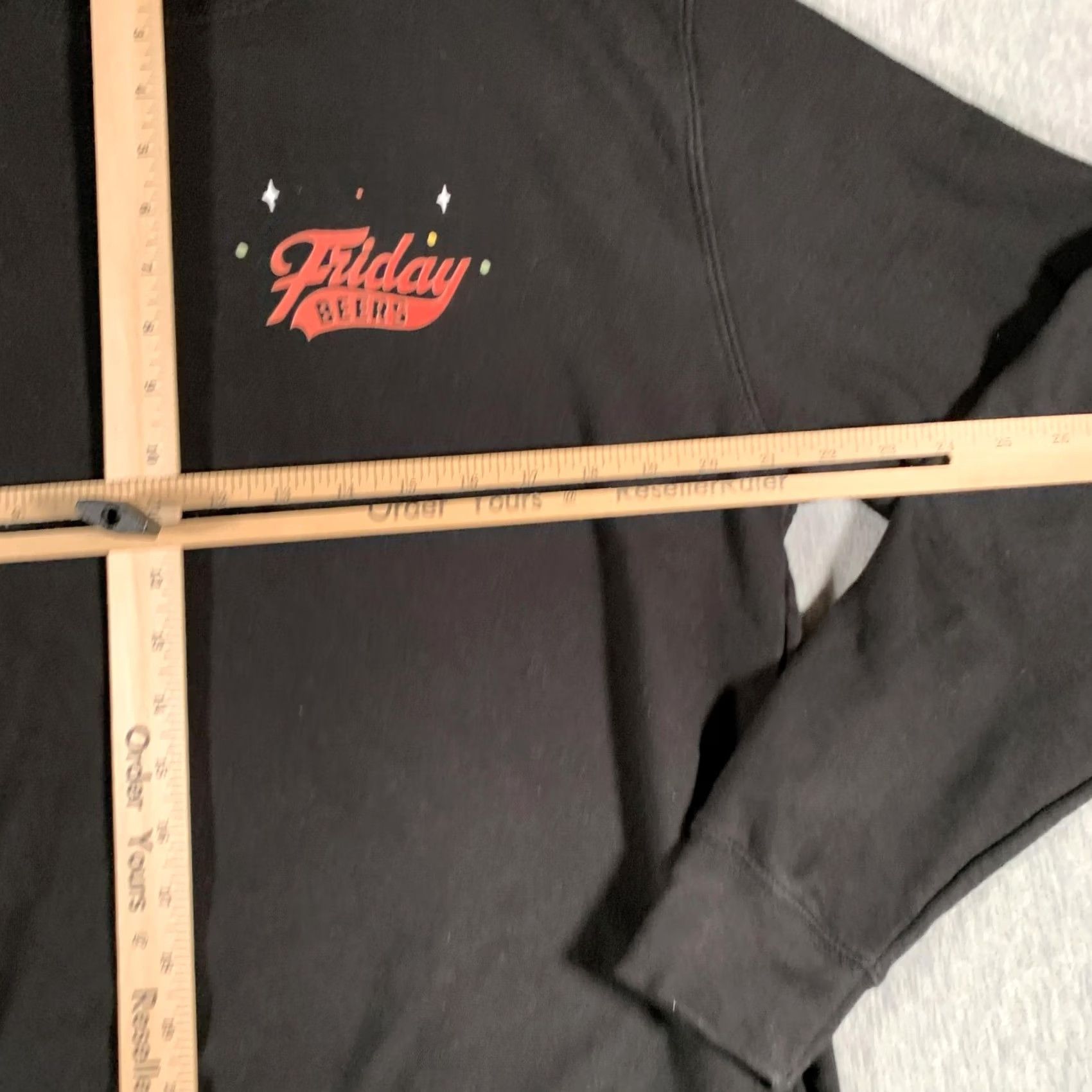 Vintage Friday Beers Sweatshirt Mens Large Black Graphic Print Christmas Stocking Holiday Crewneck Pullover Knit Fleece Size US L / EU 52-54 / 3 - 7 Thumbnail