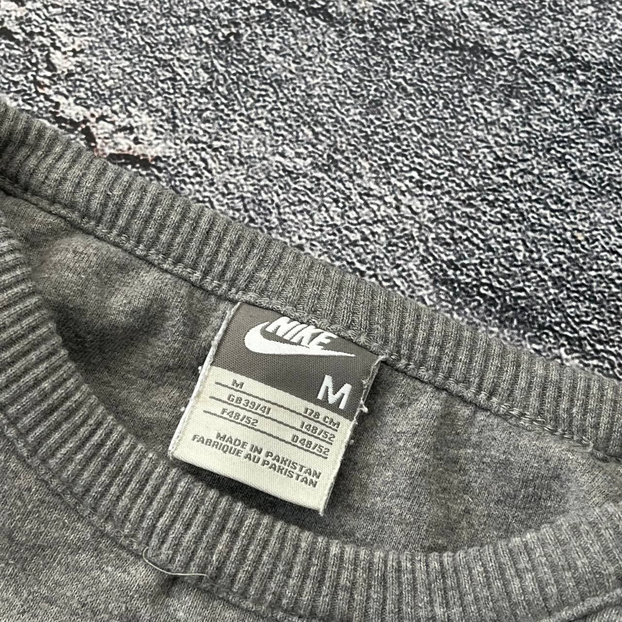 Japanese Brand × Nike × Vintage Vintage Nike y2k Big Swoosh Gray Sweatshirt 2000s Size US M / EU 48-50 / 2 - 7 Thumbnail