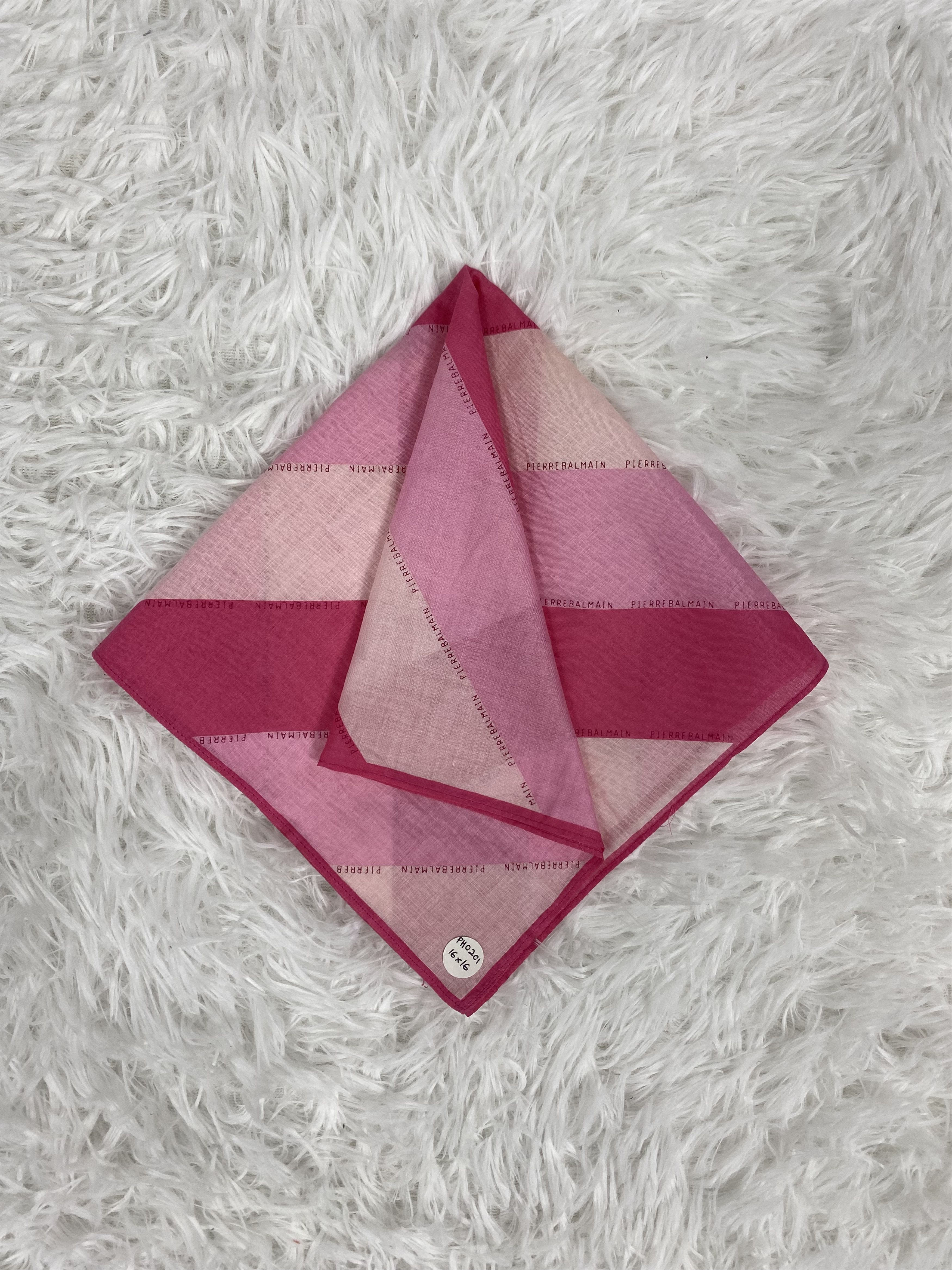 Pierre Balmain × Vintage Vintage Pierre Balmain Handkerchief Neckerchief PH0201 Size ONE SIZE - 1 Thumbnail