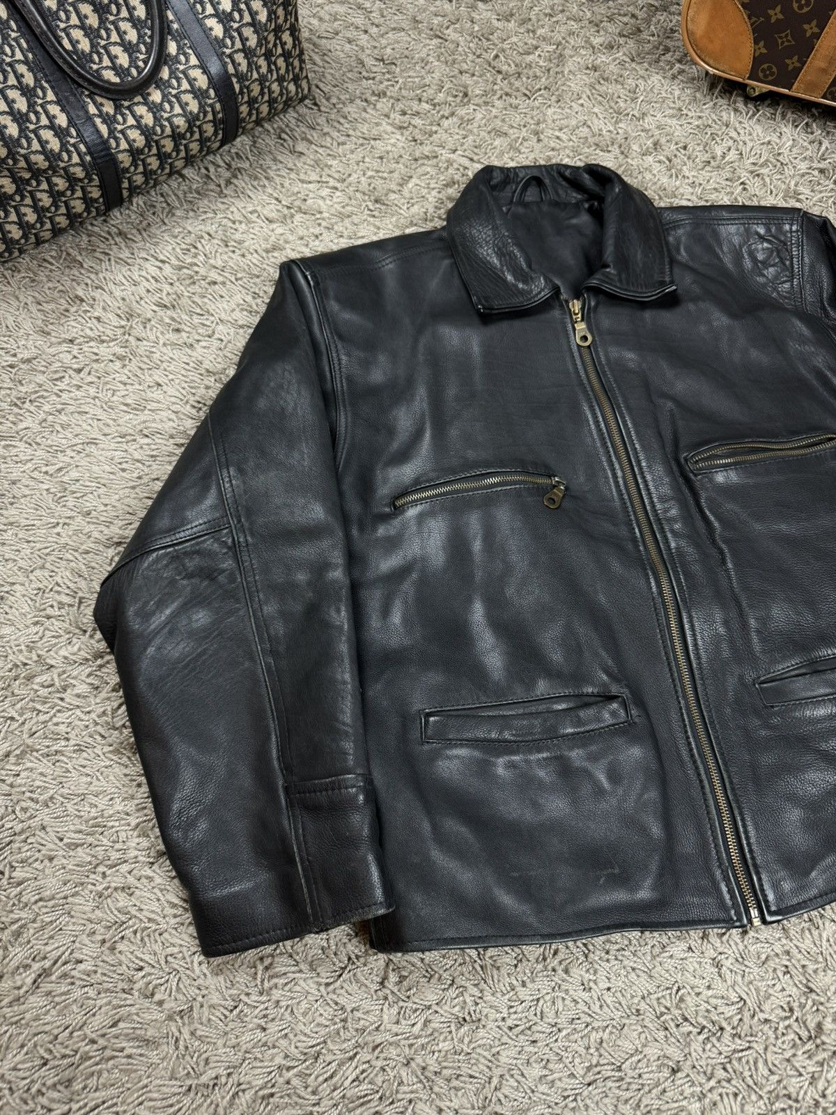 Vintage Vintage leather bomber jacket 90s original retro casual item Size US L / EU 52-54 / 3 - 2 Thumbnail