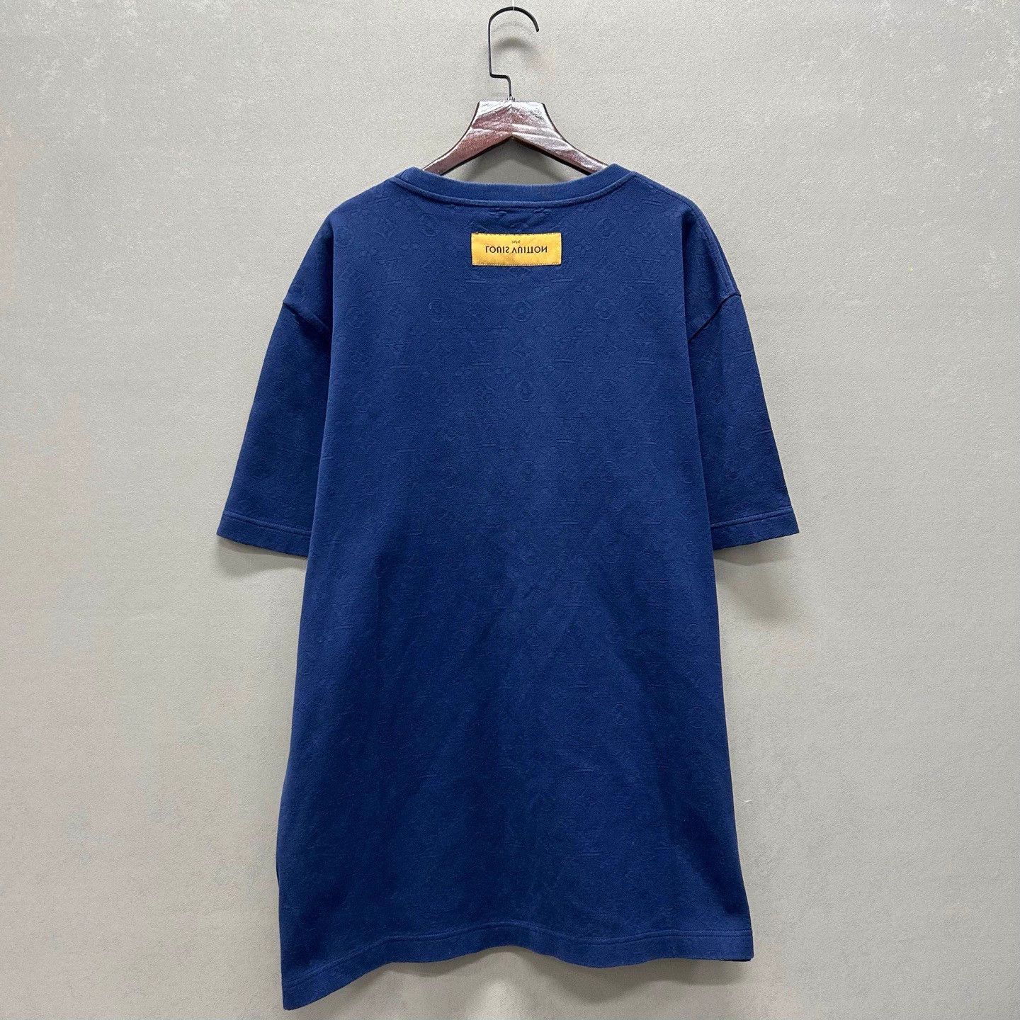 Louis Vuitton LV Ocean Animal Beaded All-Over Print T-Shirt XL Size US XL / EU 56 / 4 - 2 Thumbnail