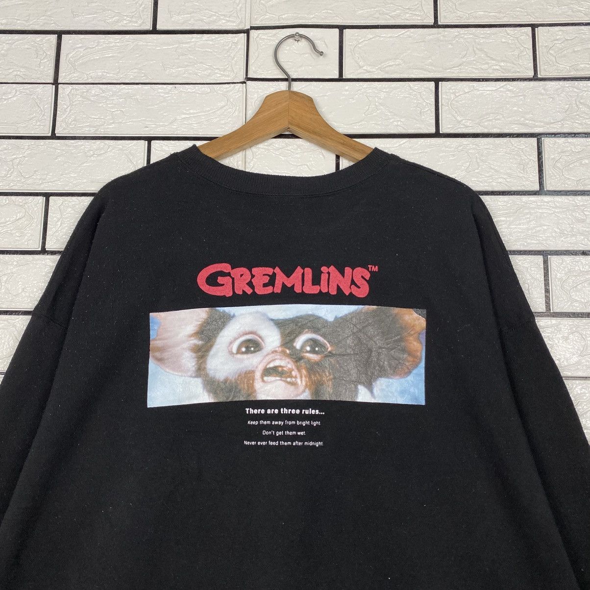 Japanese Brand Vintage Sweatshirt Movie Gremlins Big Logo Size US L / EU 52-54 / 3 - 10 Thumbnail