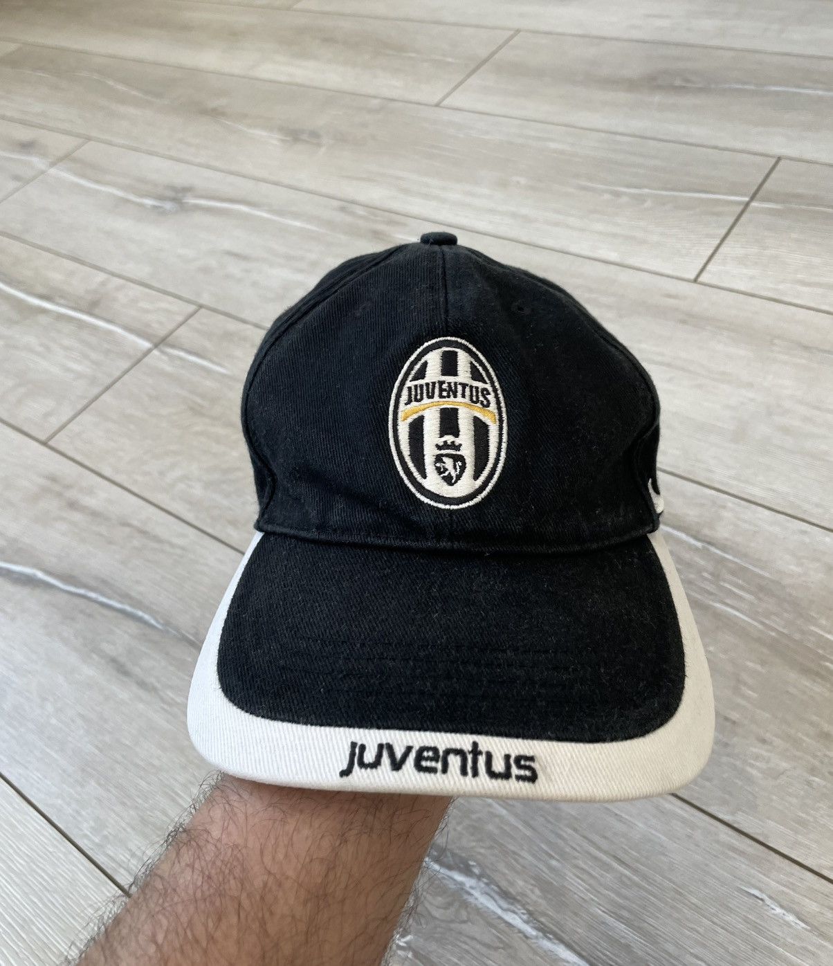 Nike × Vintage Vintage Nike JUVENTUS Baseball Cap One Size Size ONE SIZE - 2 Thumbnail