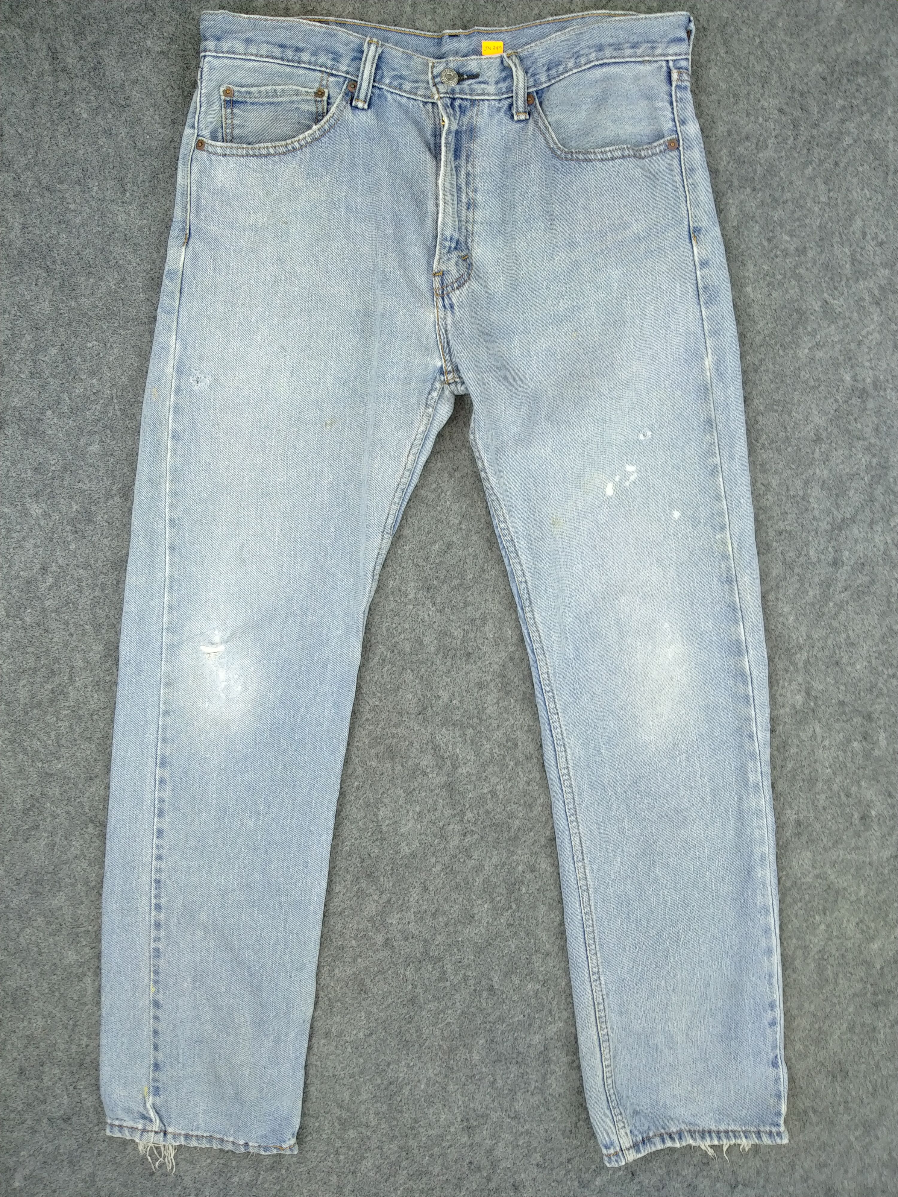 image of Distressed Denim x Hype Light Wash Vintage Levi's 505 35 X 31.5 Denim -Jn349, Men's