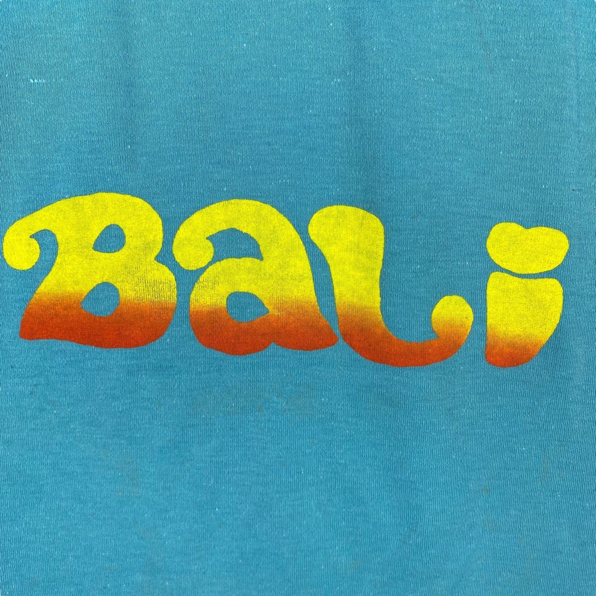 Vintage Vintage 80's ULUWATU BALI Surf Graphic Tee Shirt Medium Size Size US S / EU 44-46 / 1 - 6 Thumbnail