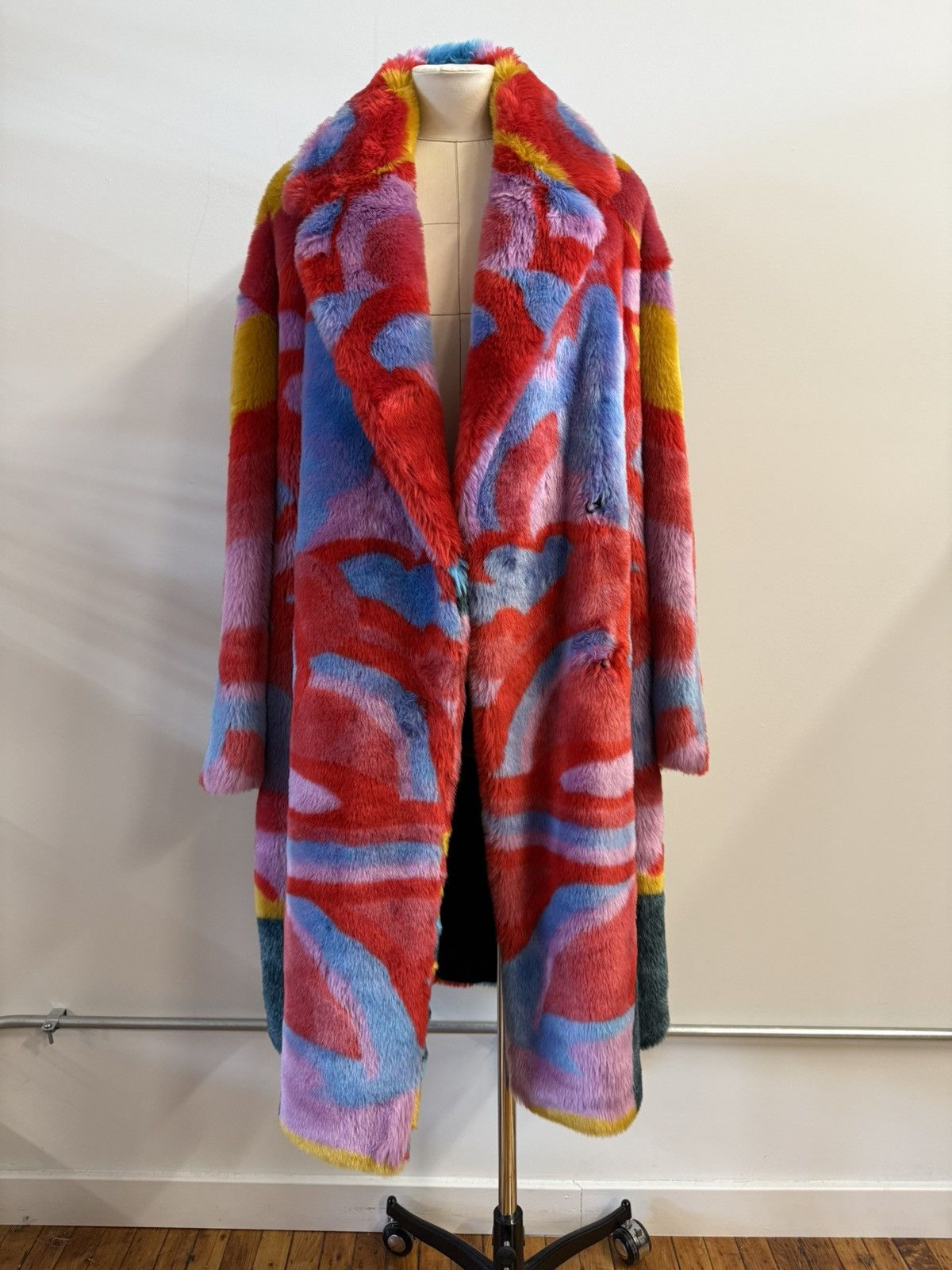 Stella McCartney Stella McCartney x The Beatles Faux Fur Coat Size-44 Unisex Size M / US 6-8 / IT 42-44 - 1 Thumbnail