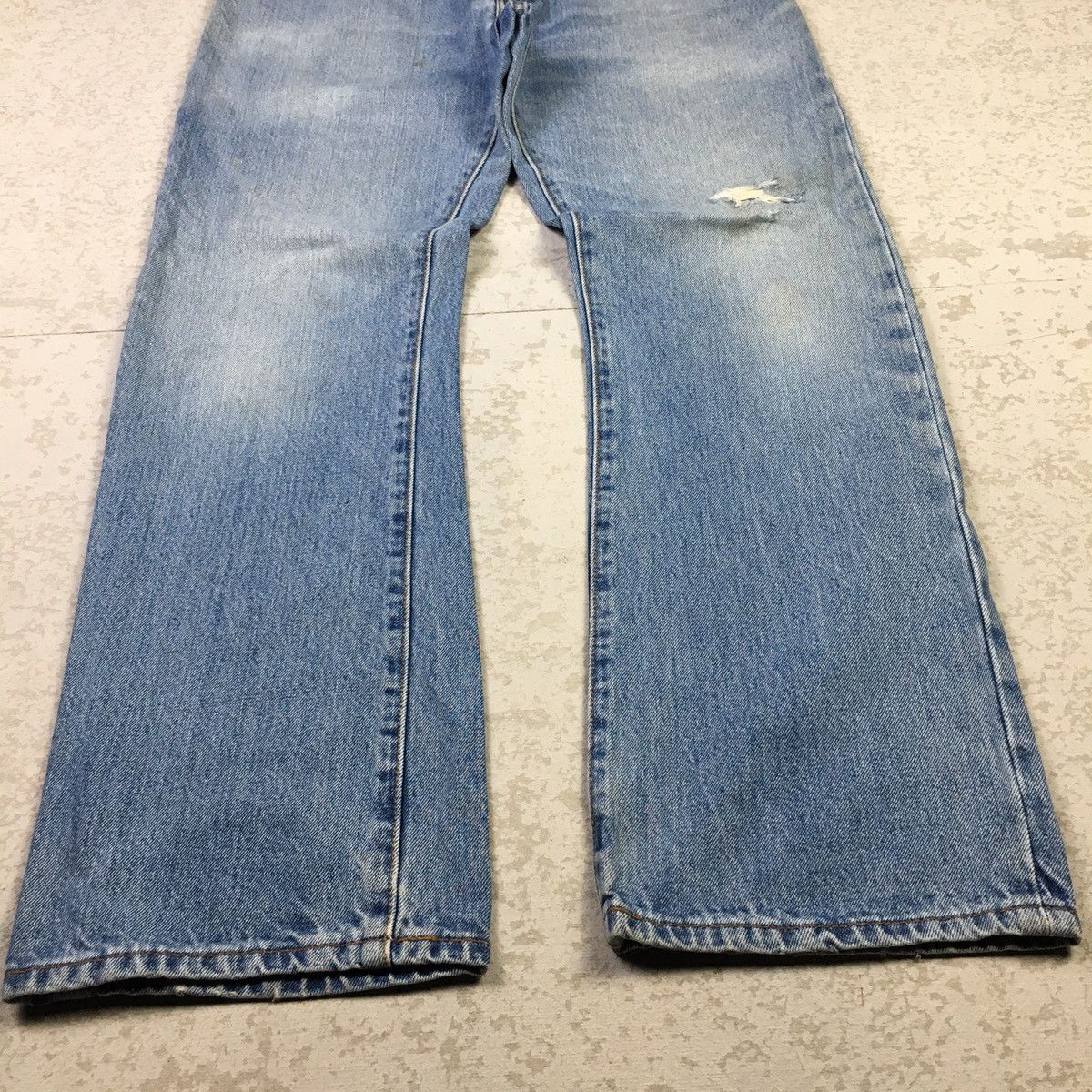 Levi's × Vintage Levis 517 Light Blue Washed Vintage Style Jeans Size US 34 / EU 50 - 3 Thumbnail