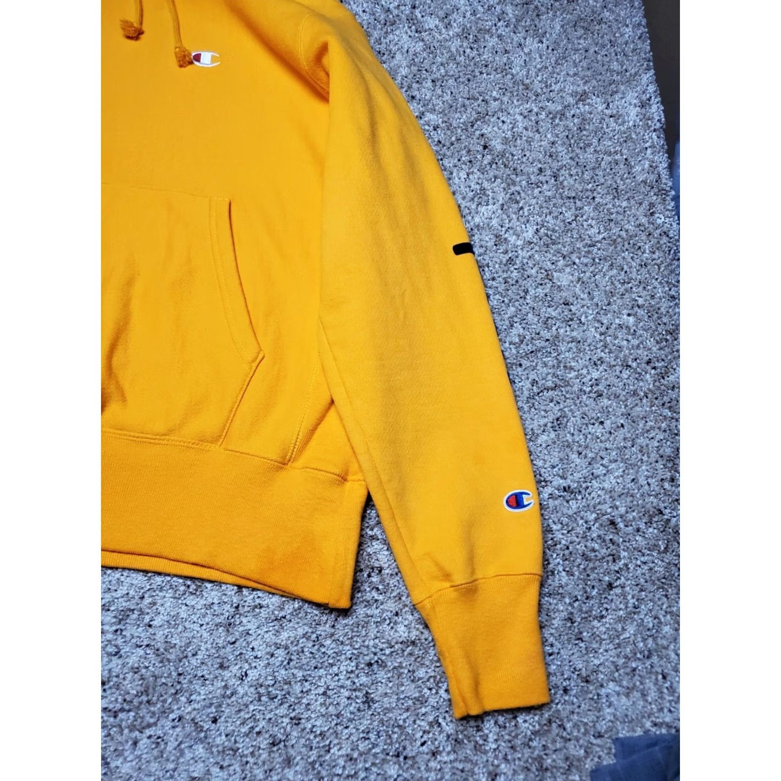 Champion Champion Hoodie Men's M Yellow Long Sleeve Pullover Spell Out Reverse Weave Athletic Heavyweight Streetwear Size US M / EU 48-50 / 2 - 4 Thumbnail