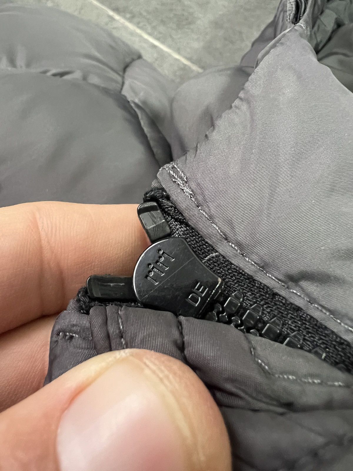 Moncler MONCLER PUFFER DOWN JACKET Silver Size XS / US 0-2 / IT 36-38 - 7 Thumbnail
