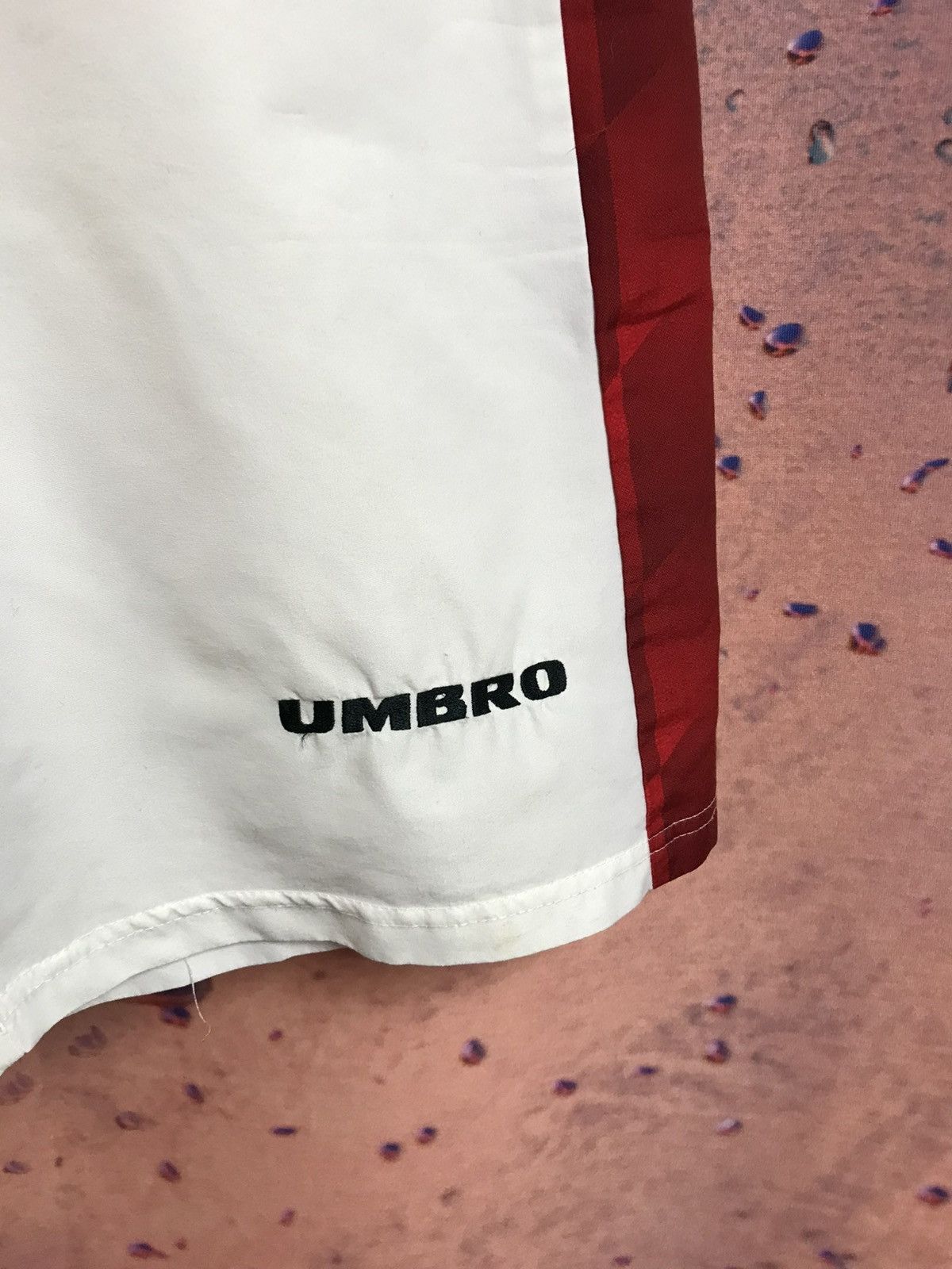 Umbro Vintage Manchester United soccer football shorts Size US 32 / EU 48 - 3 Thumbnail