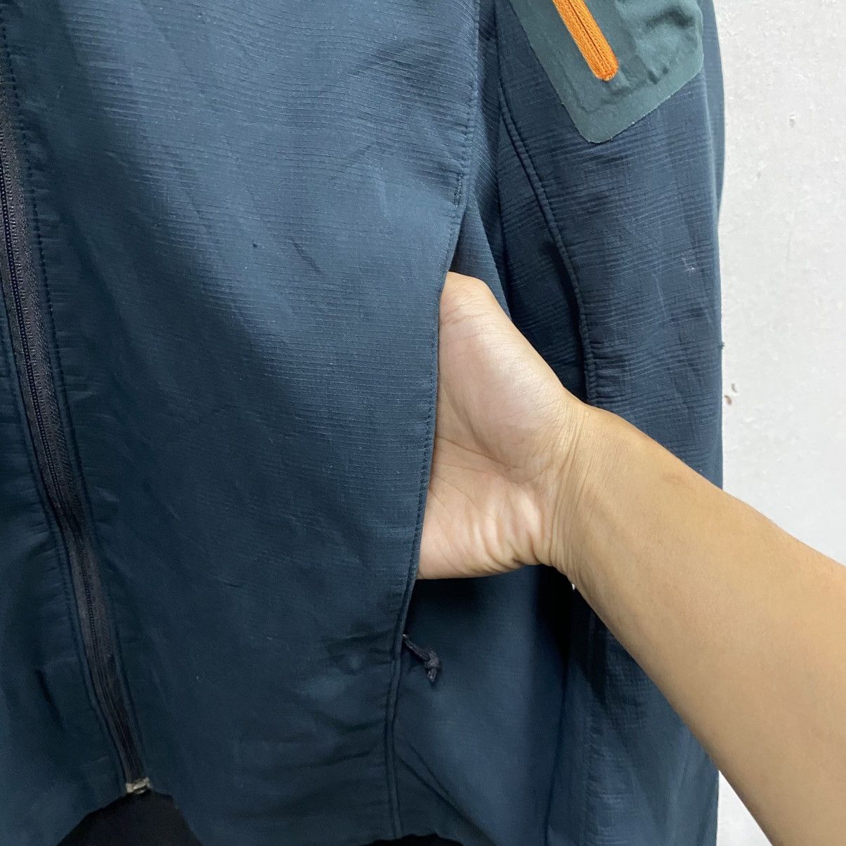 Arc'teryx Vintage Arc'teryx Epsilon AR Jacket Size US M / EU 48-50 / 2 - 10 Thumbnail