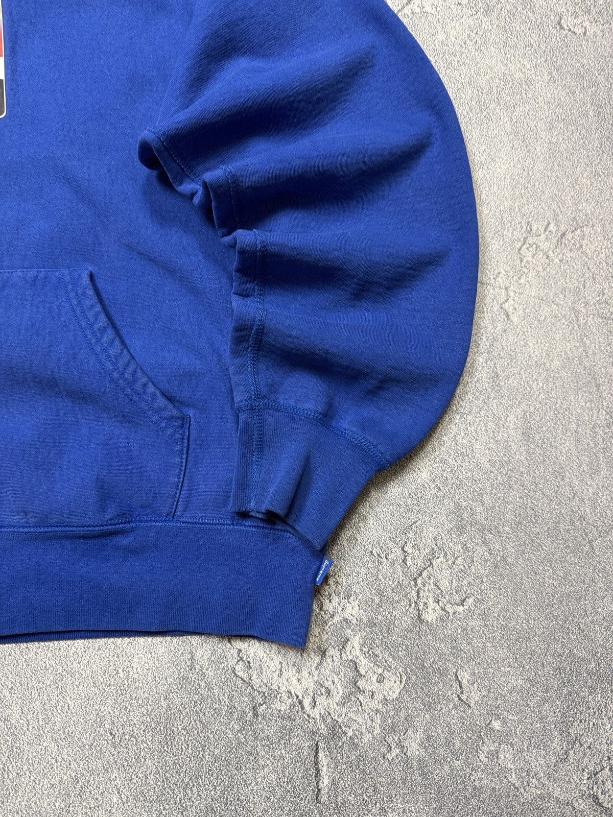 Supreme Supreme Blue Hoodie With Logo Size US M / EU 48-50 / 2 - 5 Thumbnail